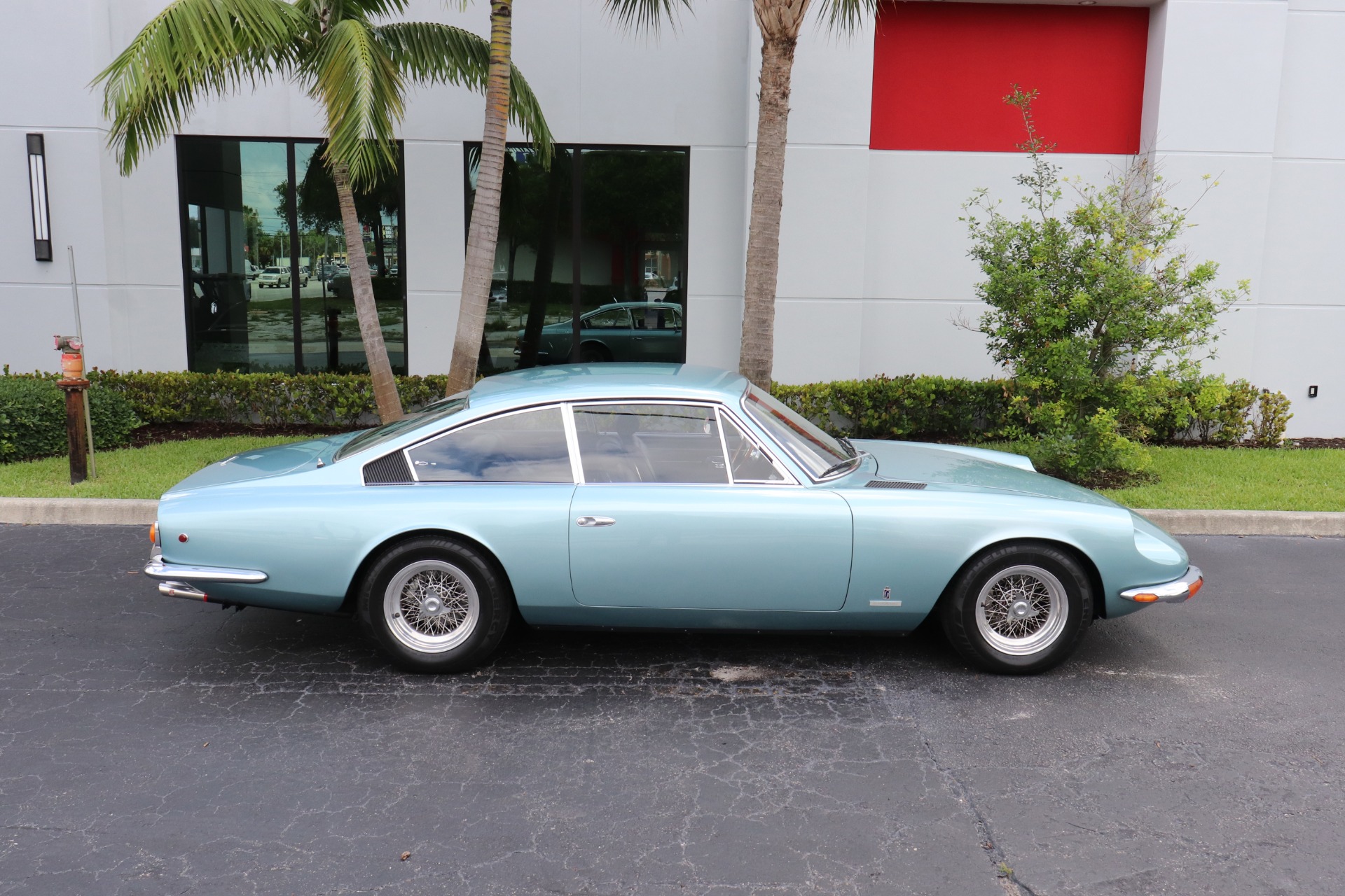 Used-1969-Ferrari-365-GT-2+2