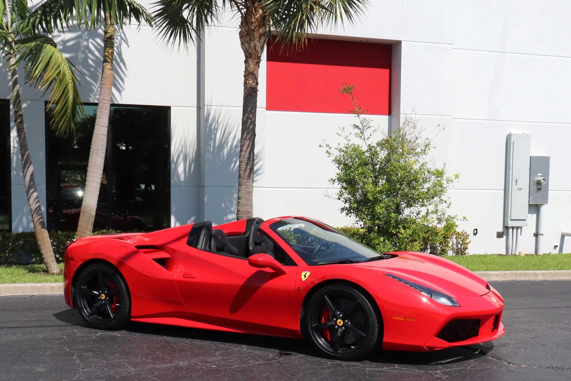 Used-2016-Ferrari-488-Spider