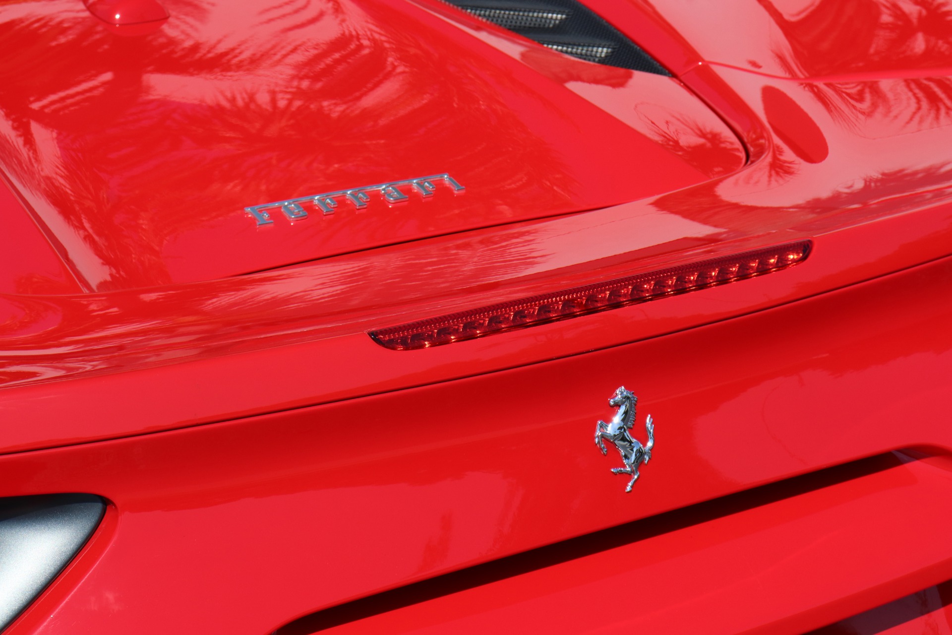 Used-2016-Ferrari-488-Spider