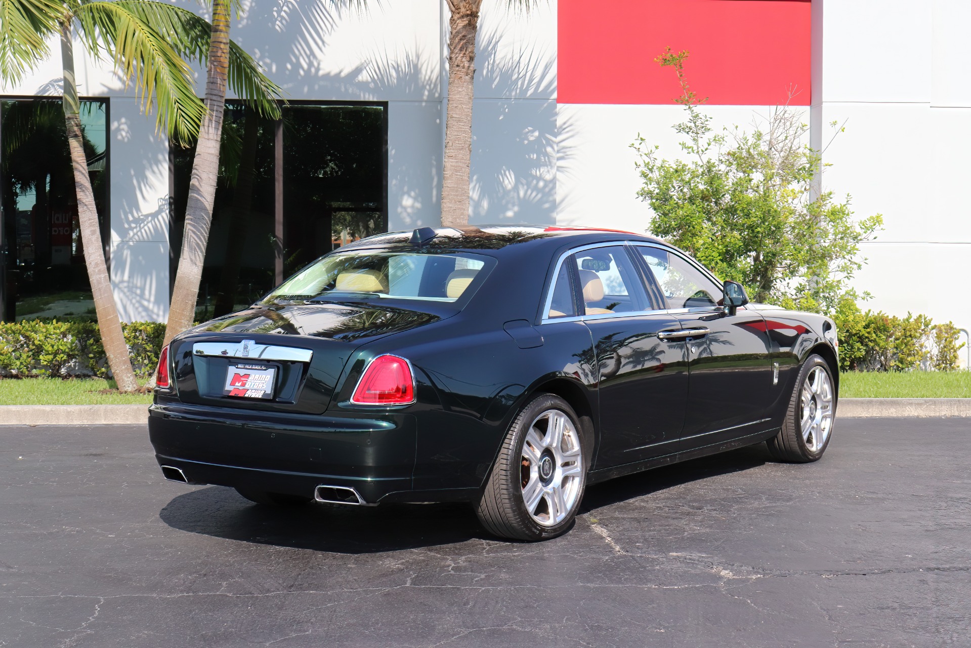 Used-2018-Rolls-Royce-Ghost