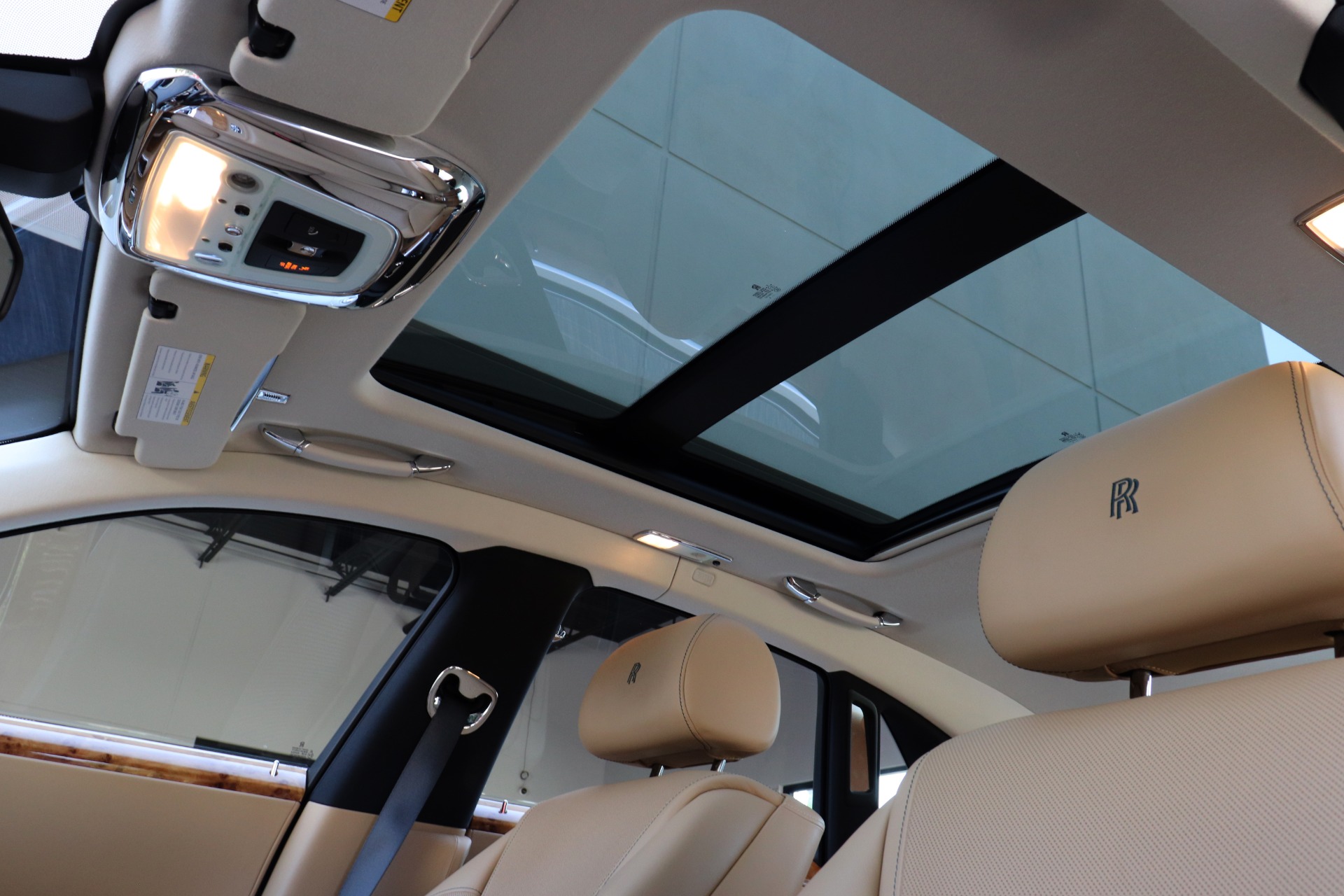 Used-2018-Rolls-Royce-Ghost