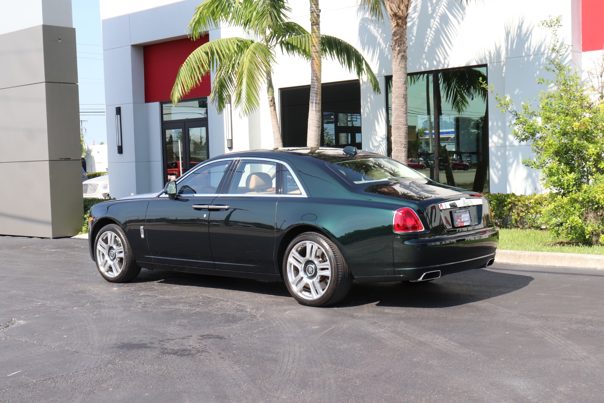 Used-2018-Rolls-Royce-Ghost