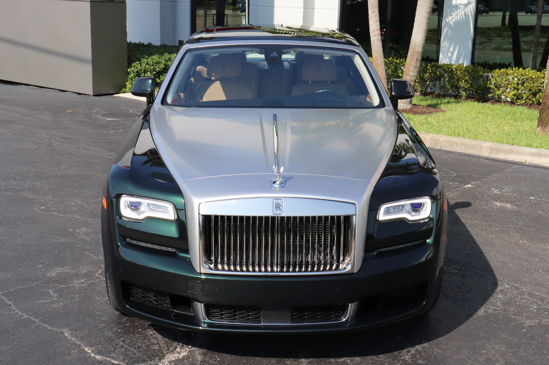 Used-2018-Rolls-Royce-Ghost