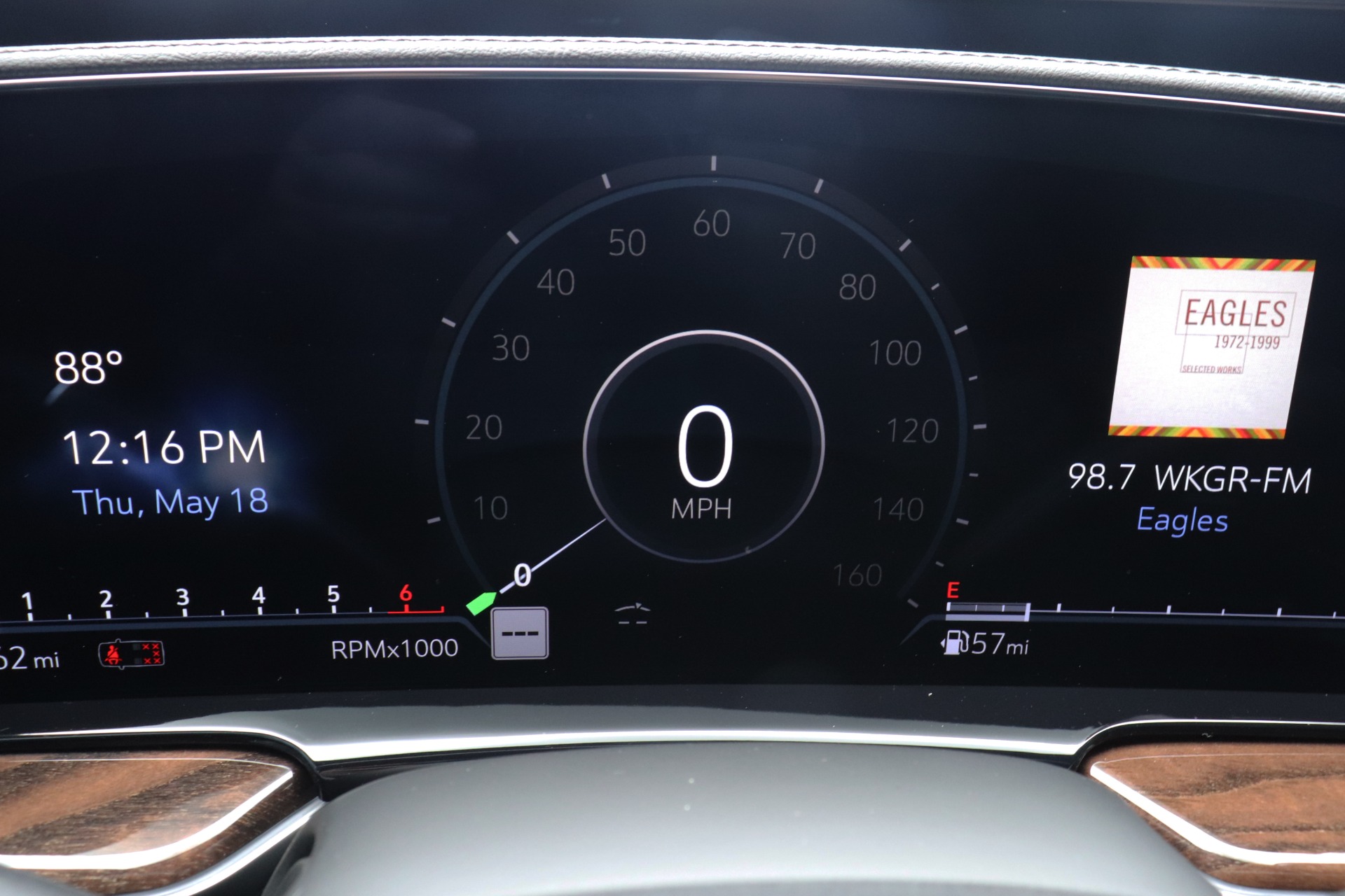 Used-2022-Cadillac-Escalade-Sport-Platinum