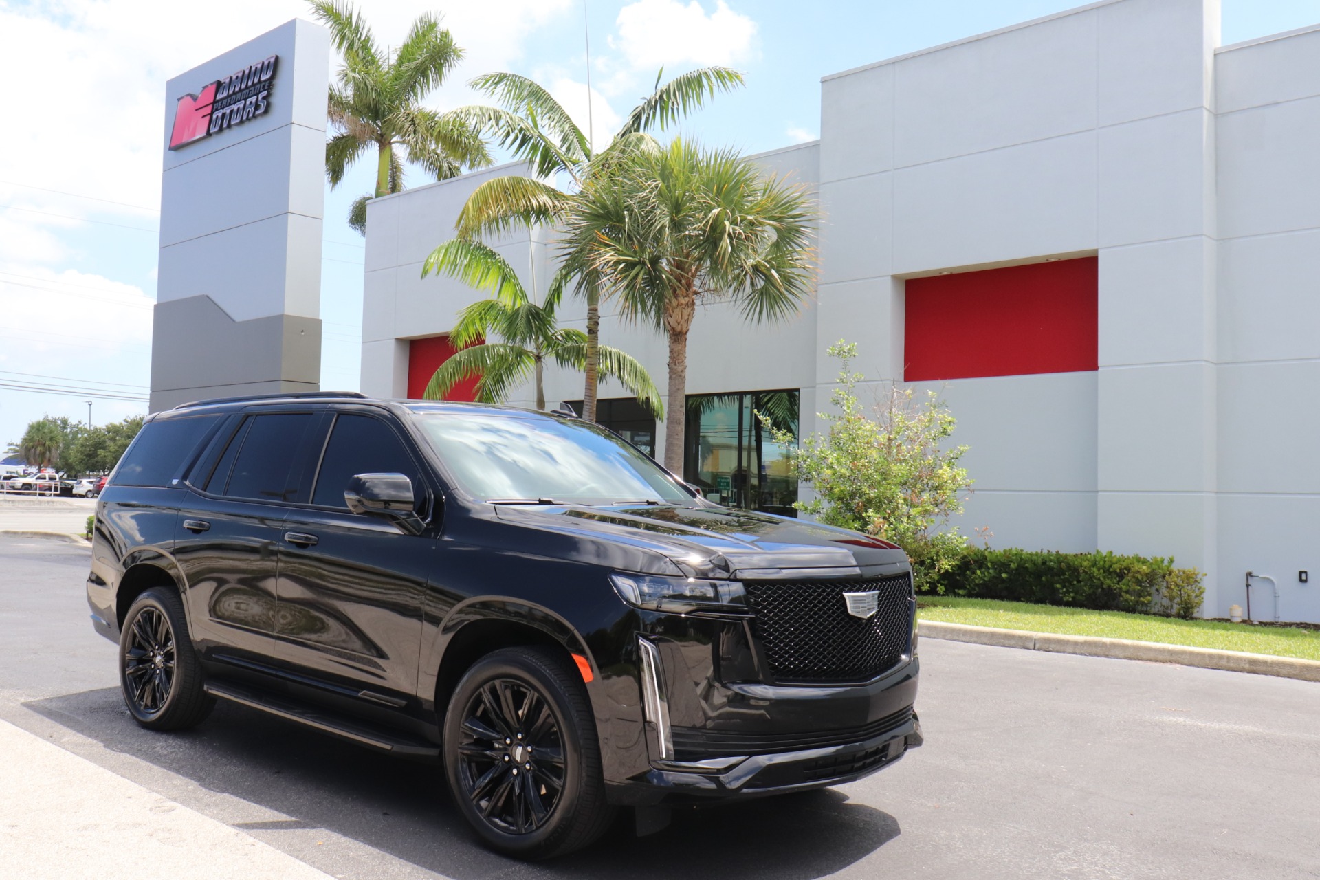 Used-2022-Cadillac-Escalade-Sport-Platinum