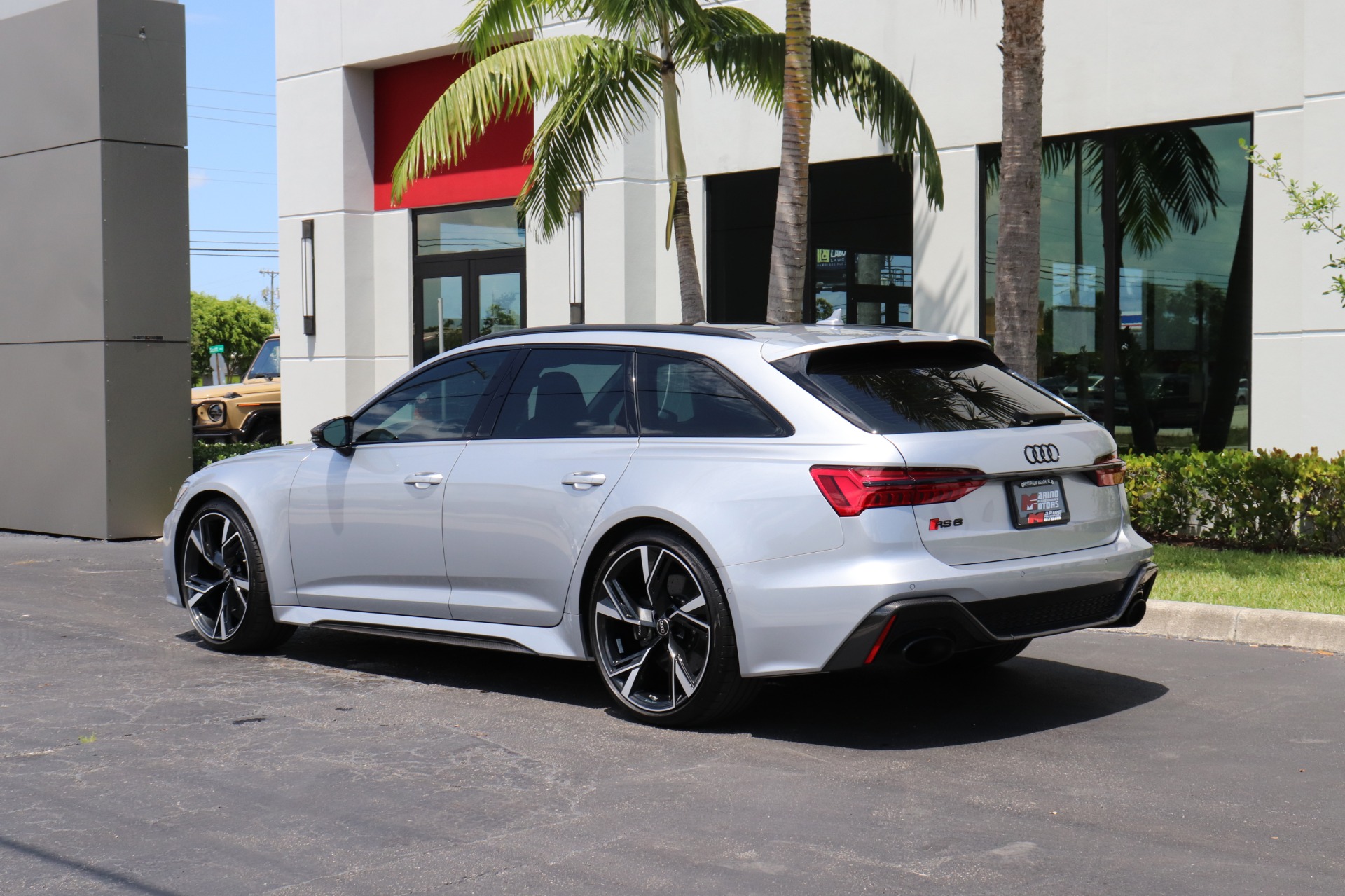 Used-2021-Audi-RS-6-Avant-40T-quattro-Avant