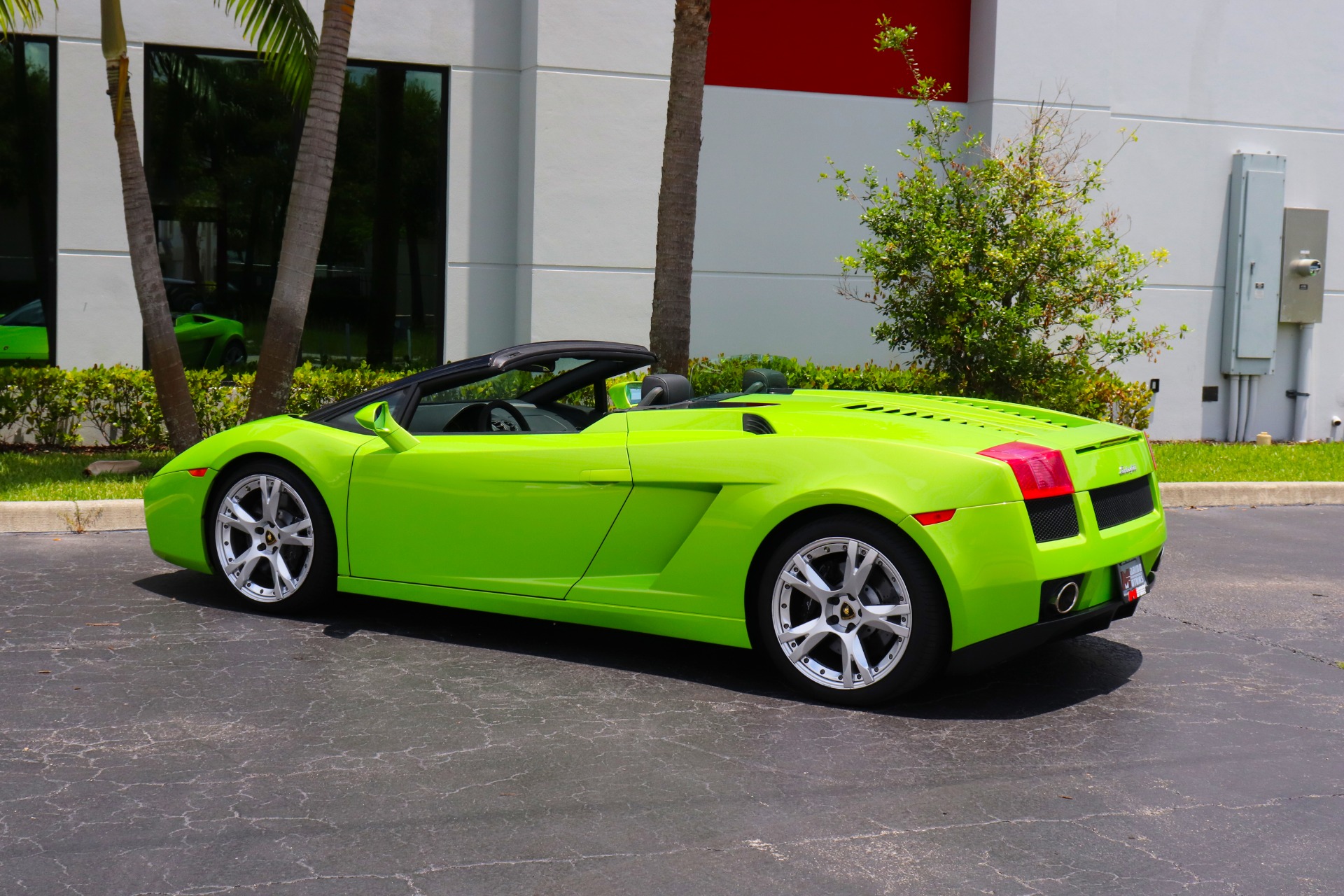 Used-2006-Lamborghini-Gallardo-Spyder