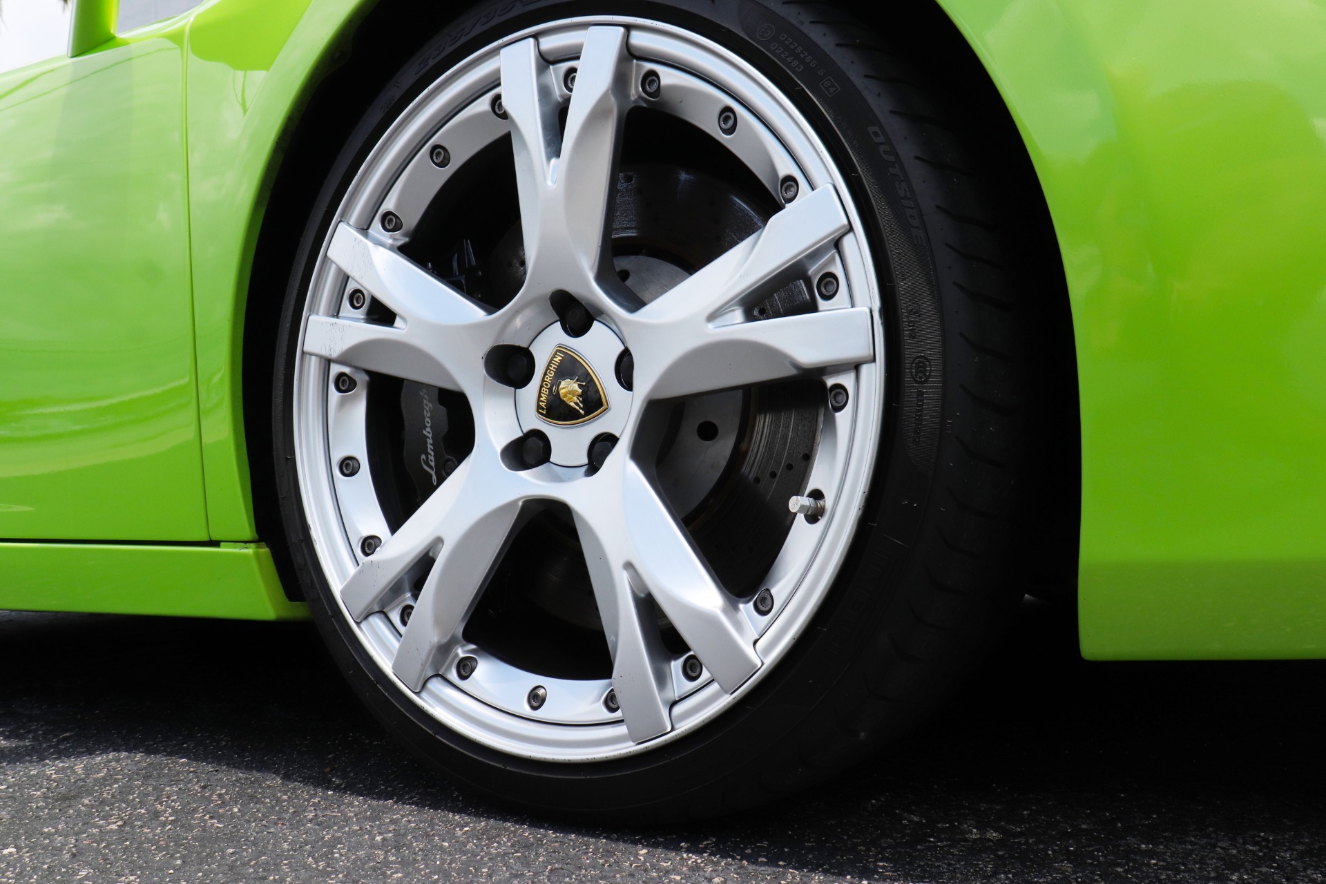 Used-2006-Lamborghini-Gallardo-Spyder