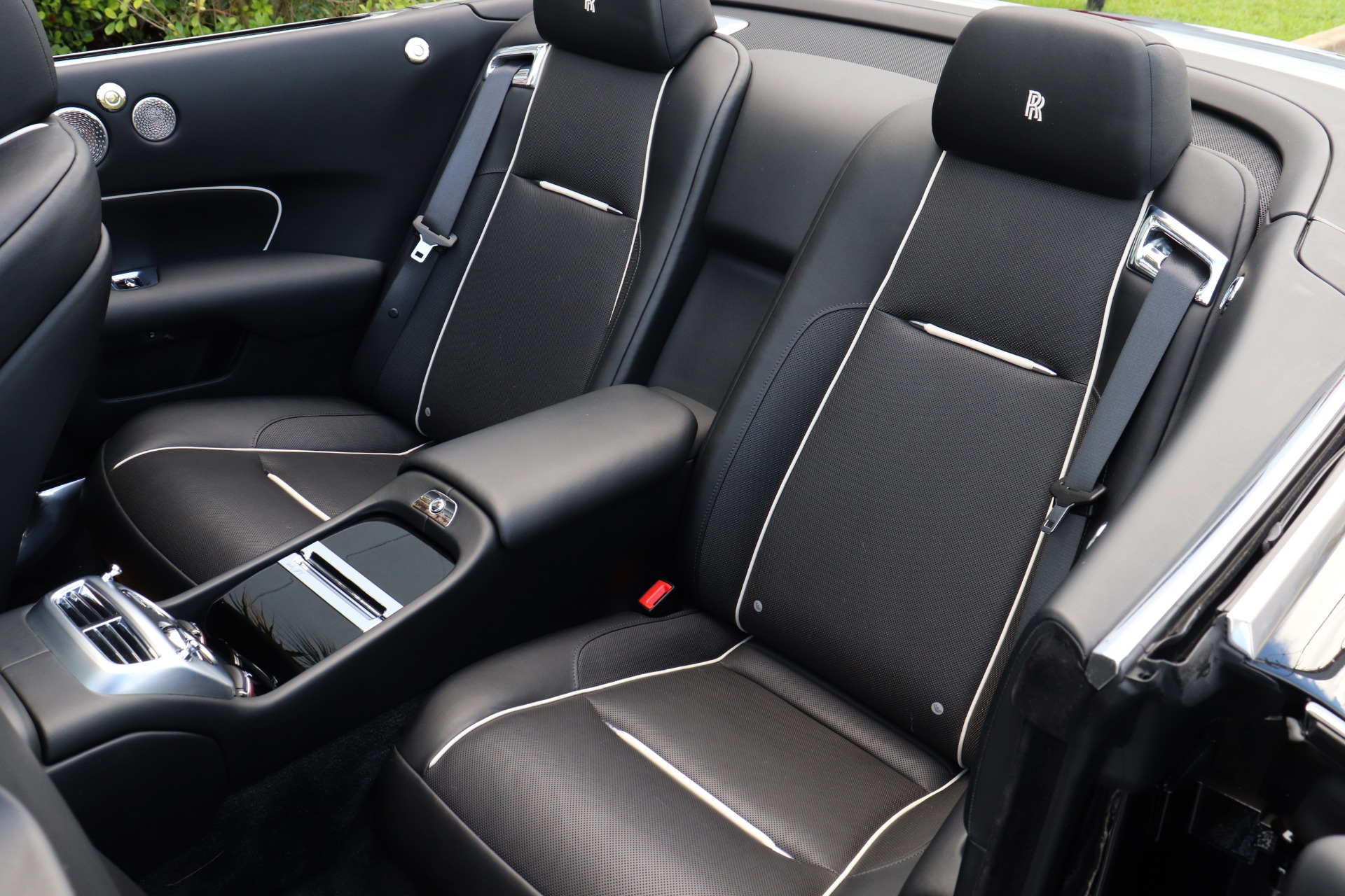 Used-2017-Rolls-Royce-Dawn