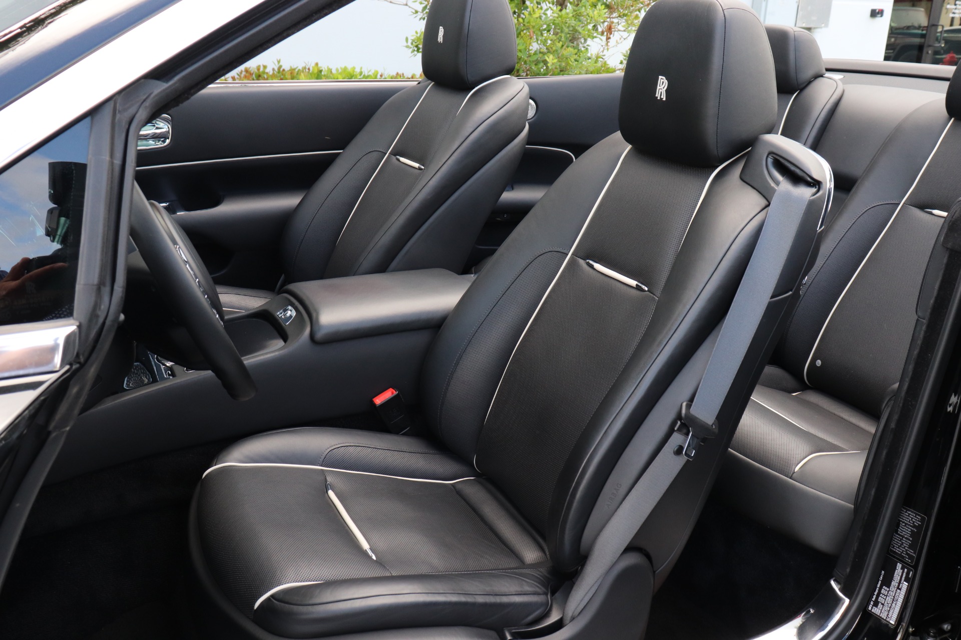 Used-2017-Rolls-Royce-Dawn