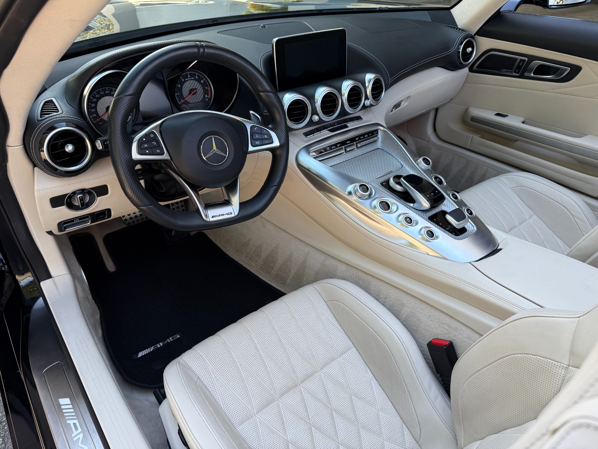 Used-2018-Mercedes-Benz-AMG-GT-Roadster