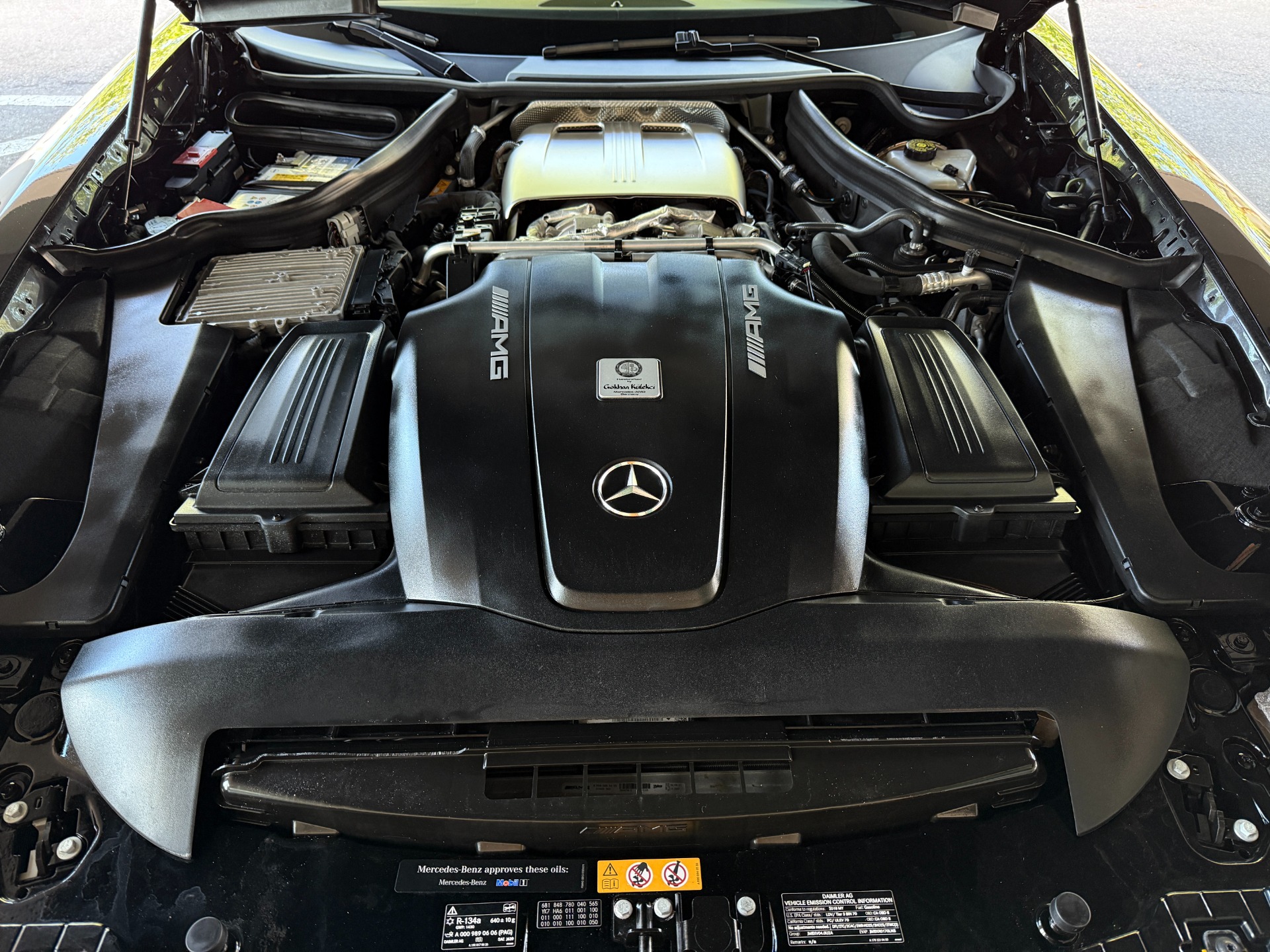 Used-2018-Mercedes-Benz-AMG-GT-Roadster