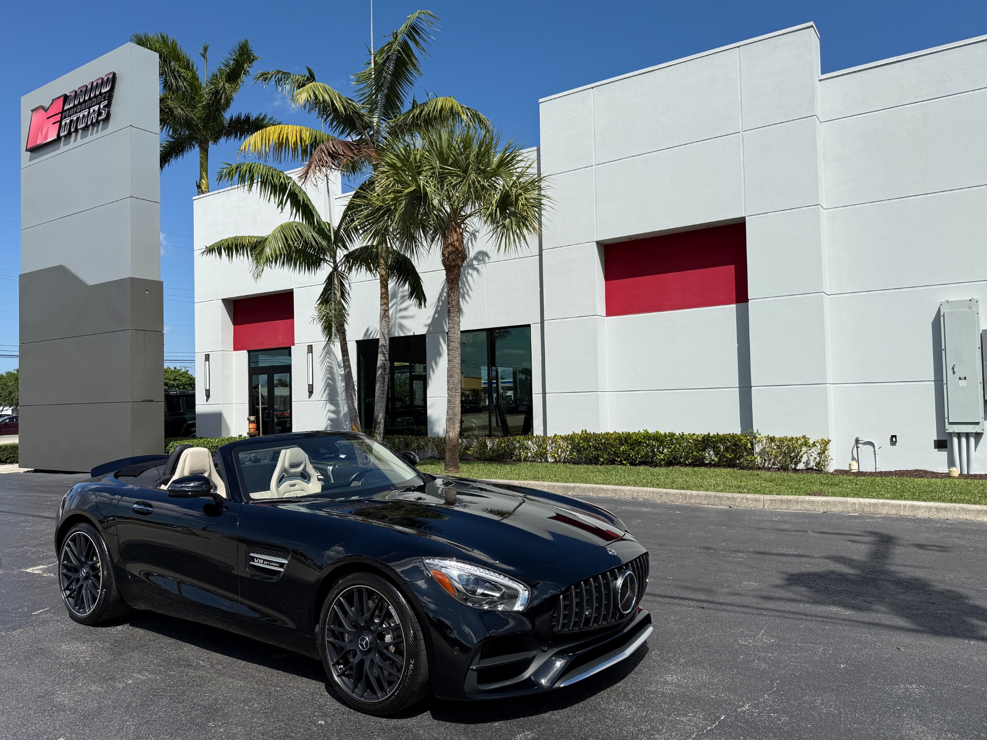 Used-2018-Mercedes-Benz-AMG-GT-Roadster