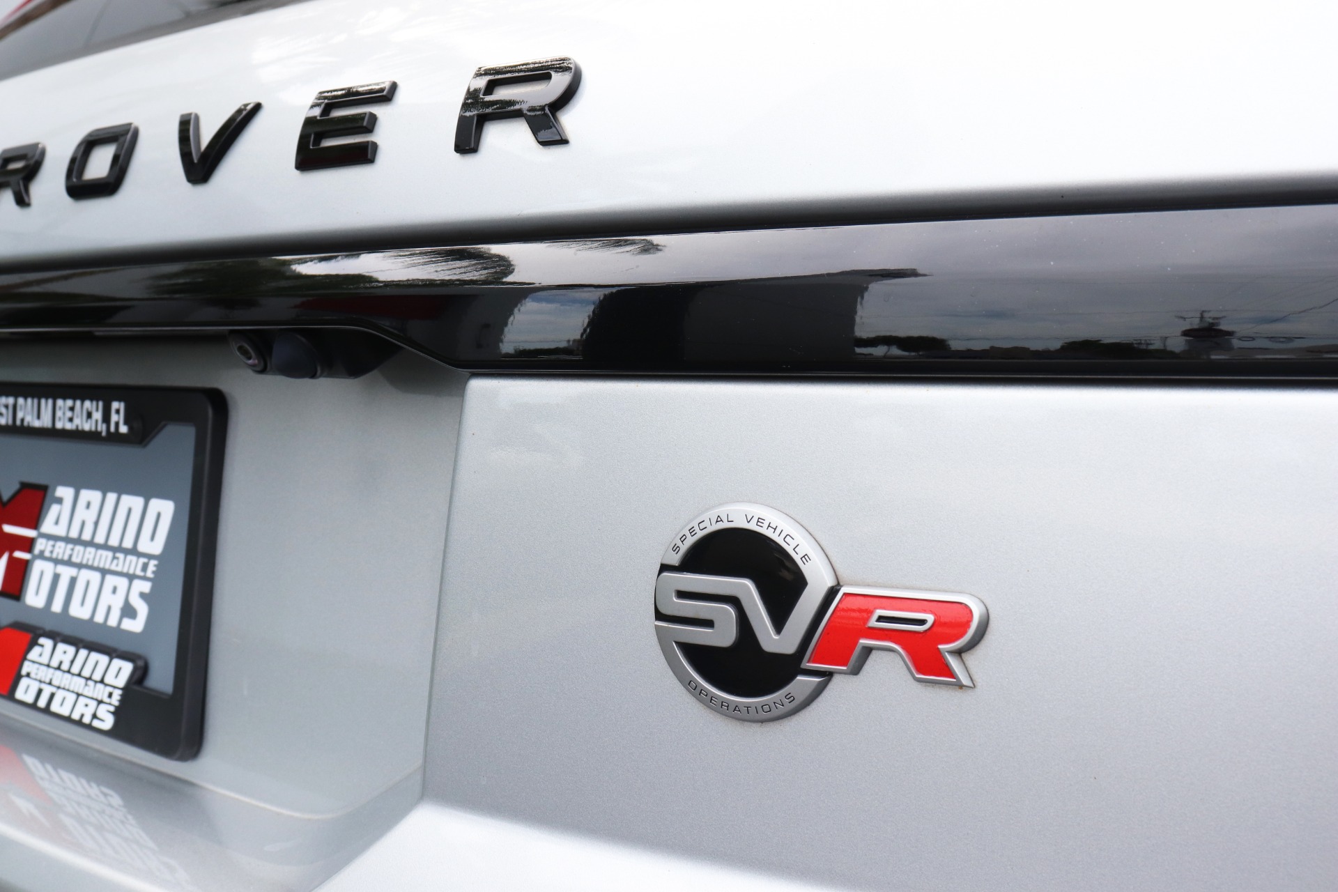 Used-2017-Land-Rover-Range-Rover-Sport-SVR