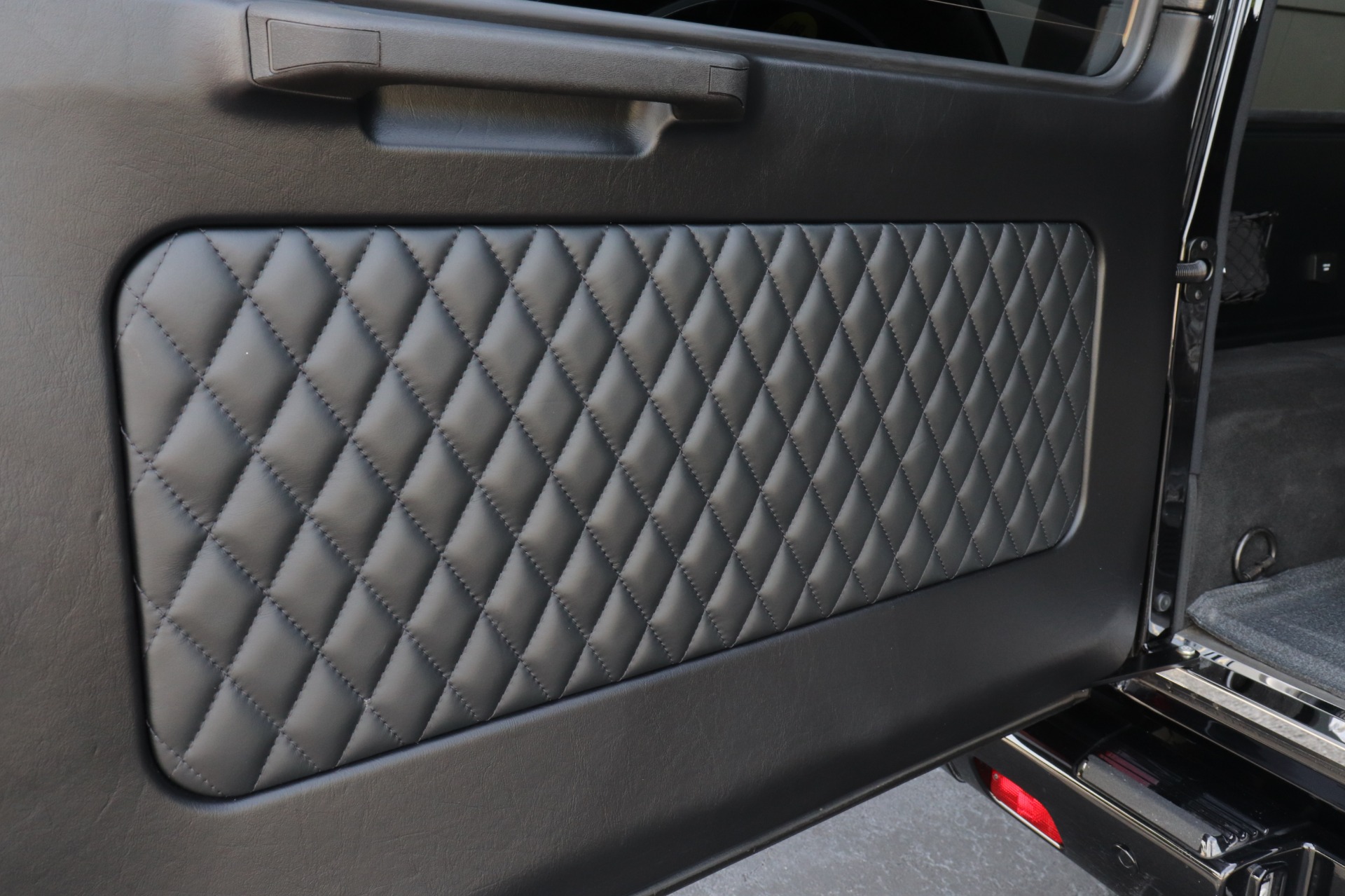 Used-2017-Mercedes-Benz-G-Class-AMG-G-63
