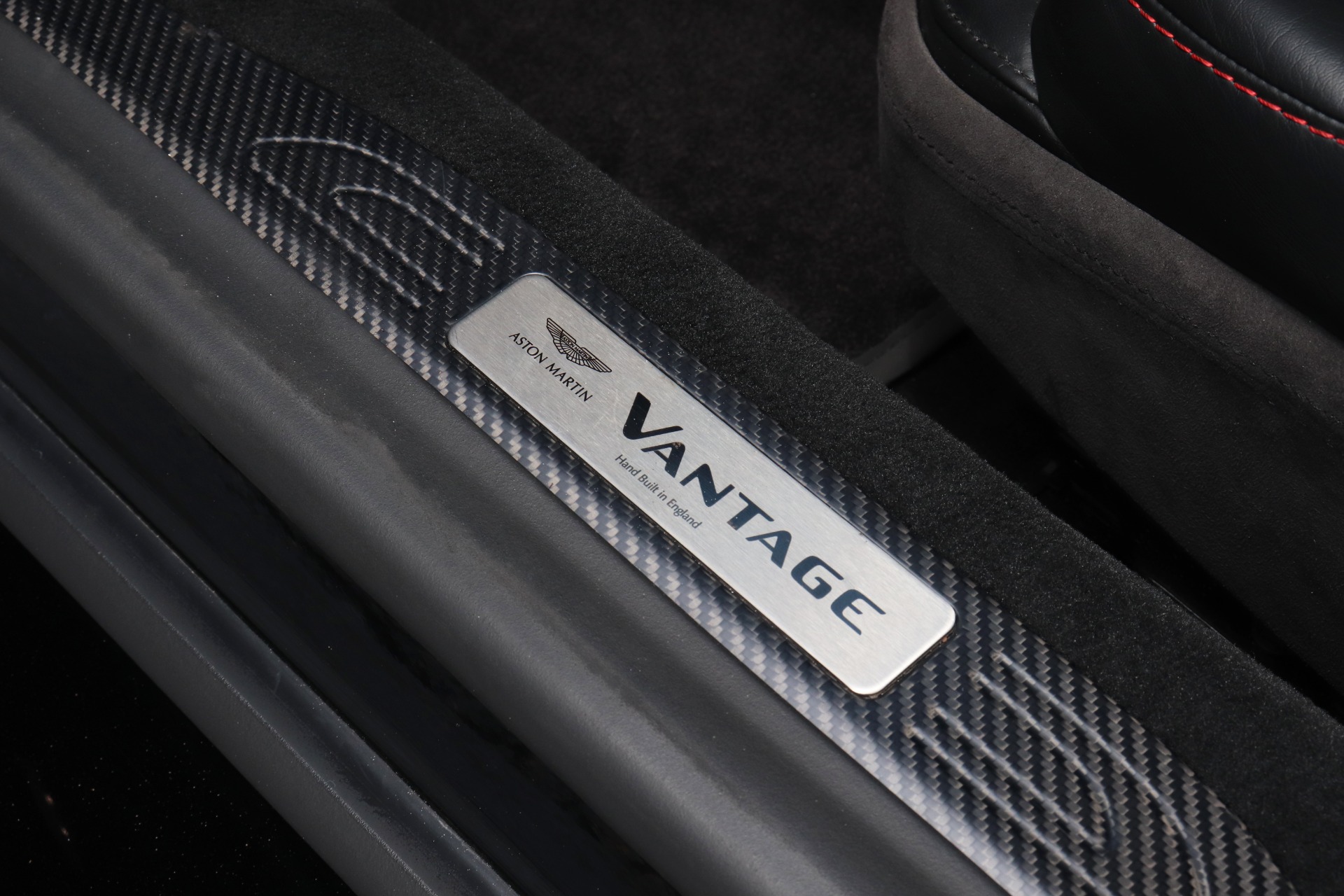 Used-2019-Aston-Martin-Vantage