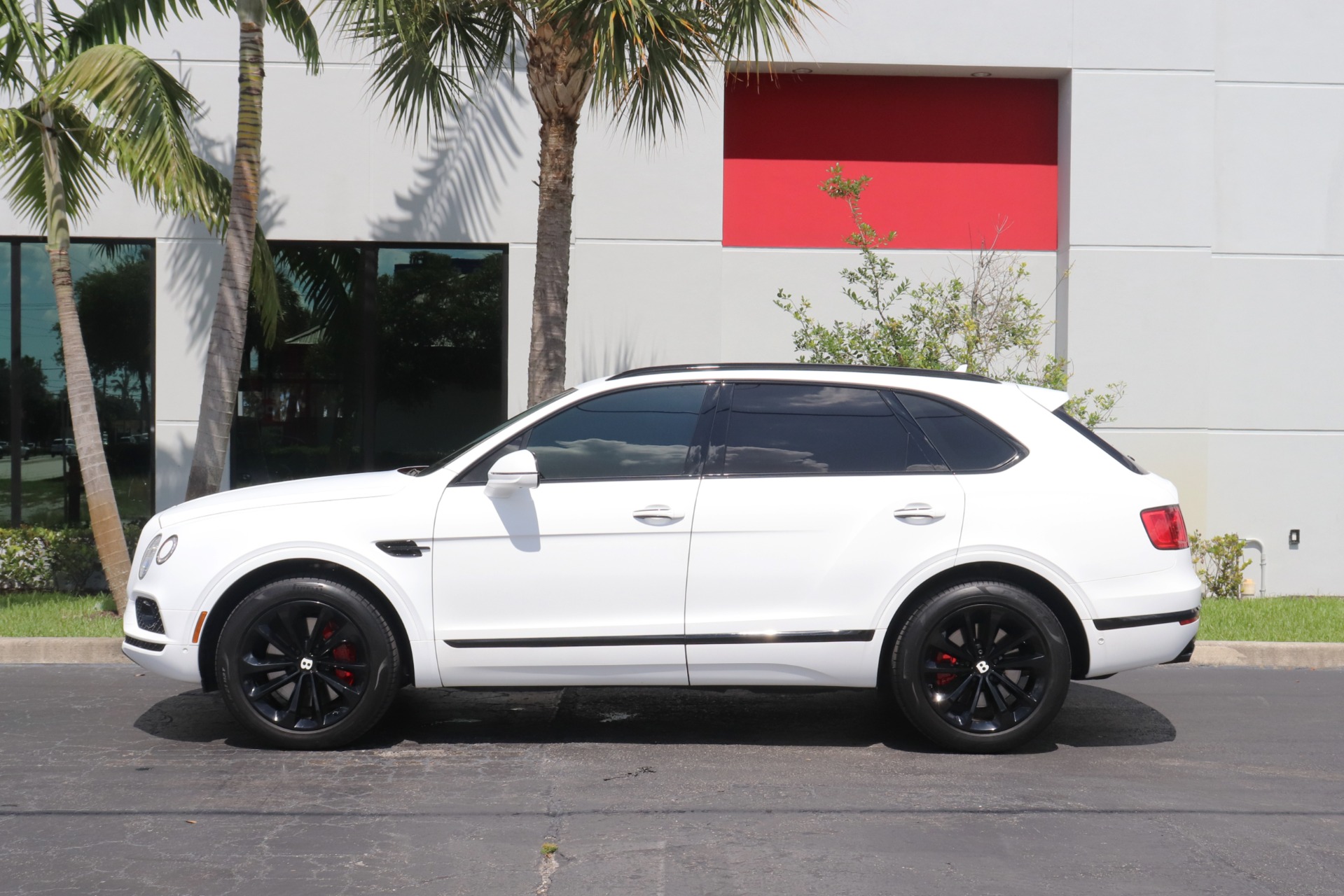 Used-2017-Bentley-Bentayga-W12