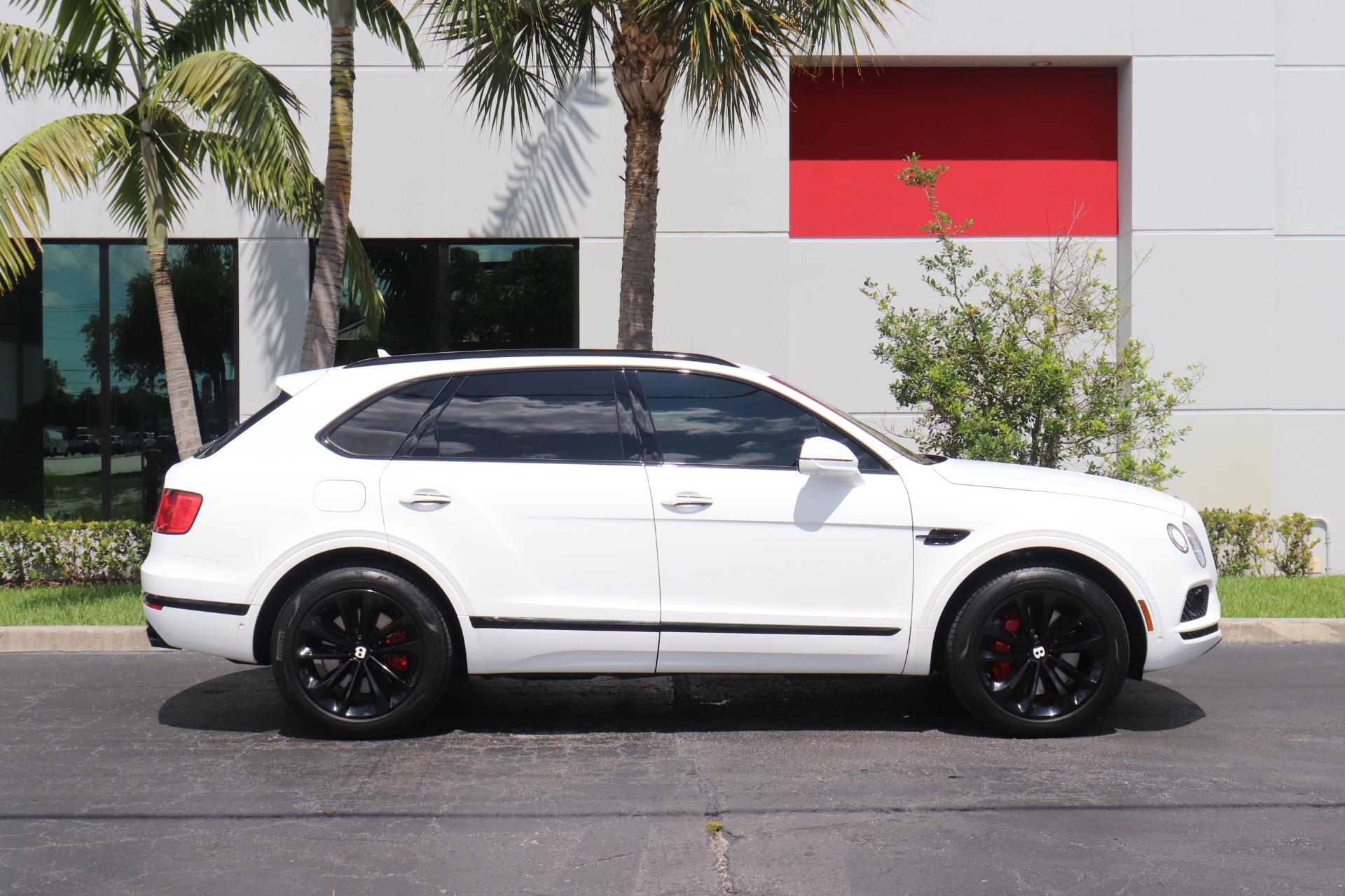 Used-2017-Bentley-Bentayga-W12