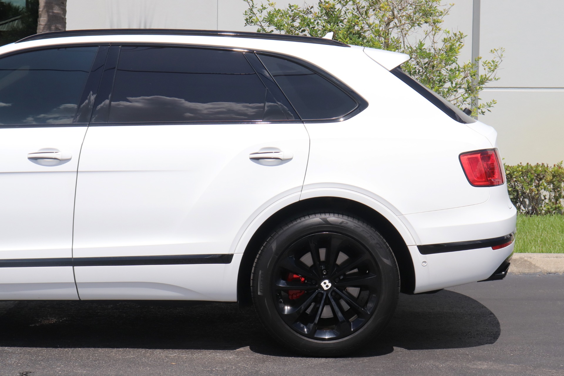 Used-2017-Bentley-Bentayga-W12