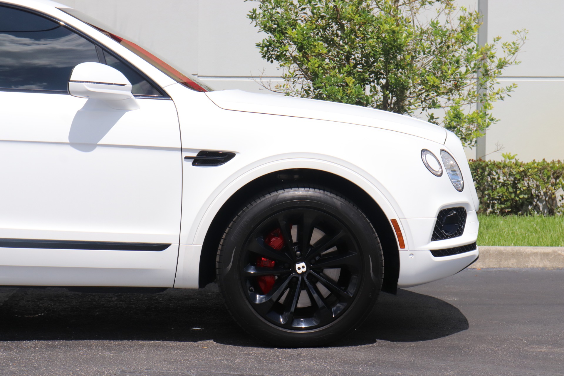 Used-2017-Bentley-Bentayga-W12