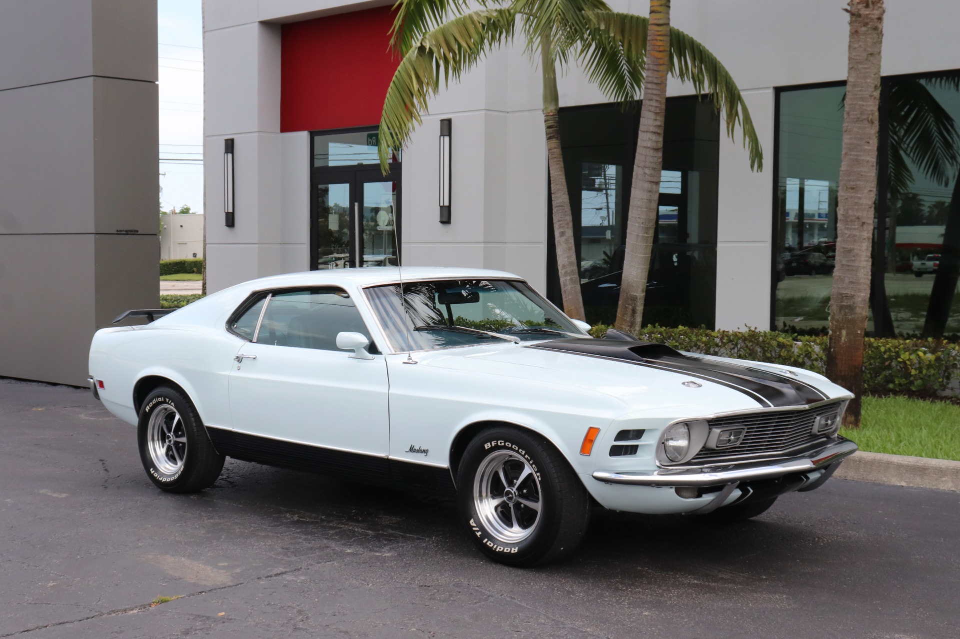 Used-1970-Ford-Mustang-Mach-1