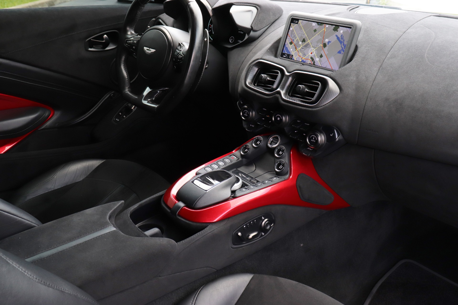 Used-2019-Aston-Martin-Vantage