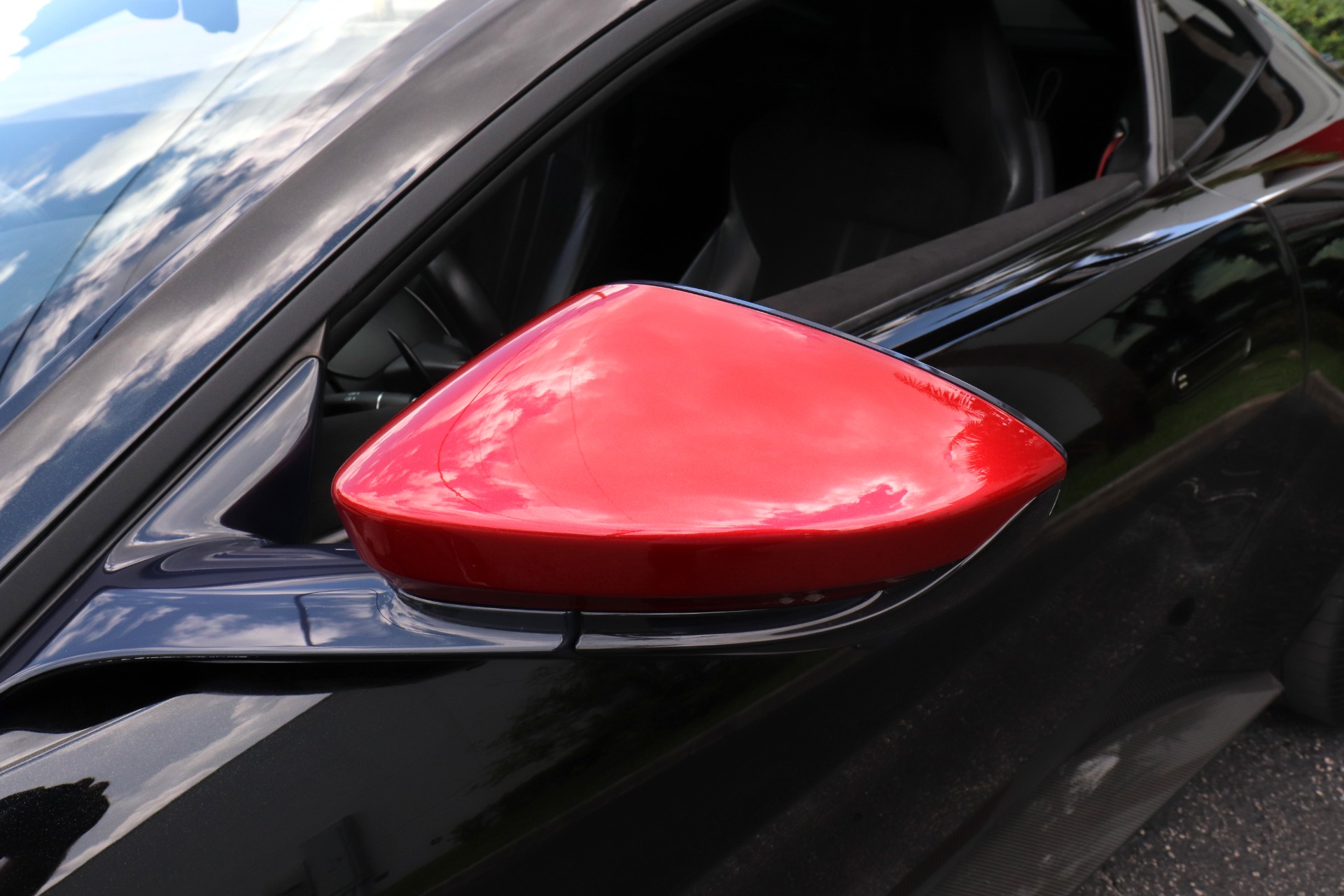 Used-2019-Aston-Martin-Vantage