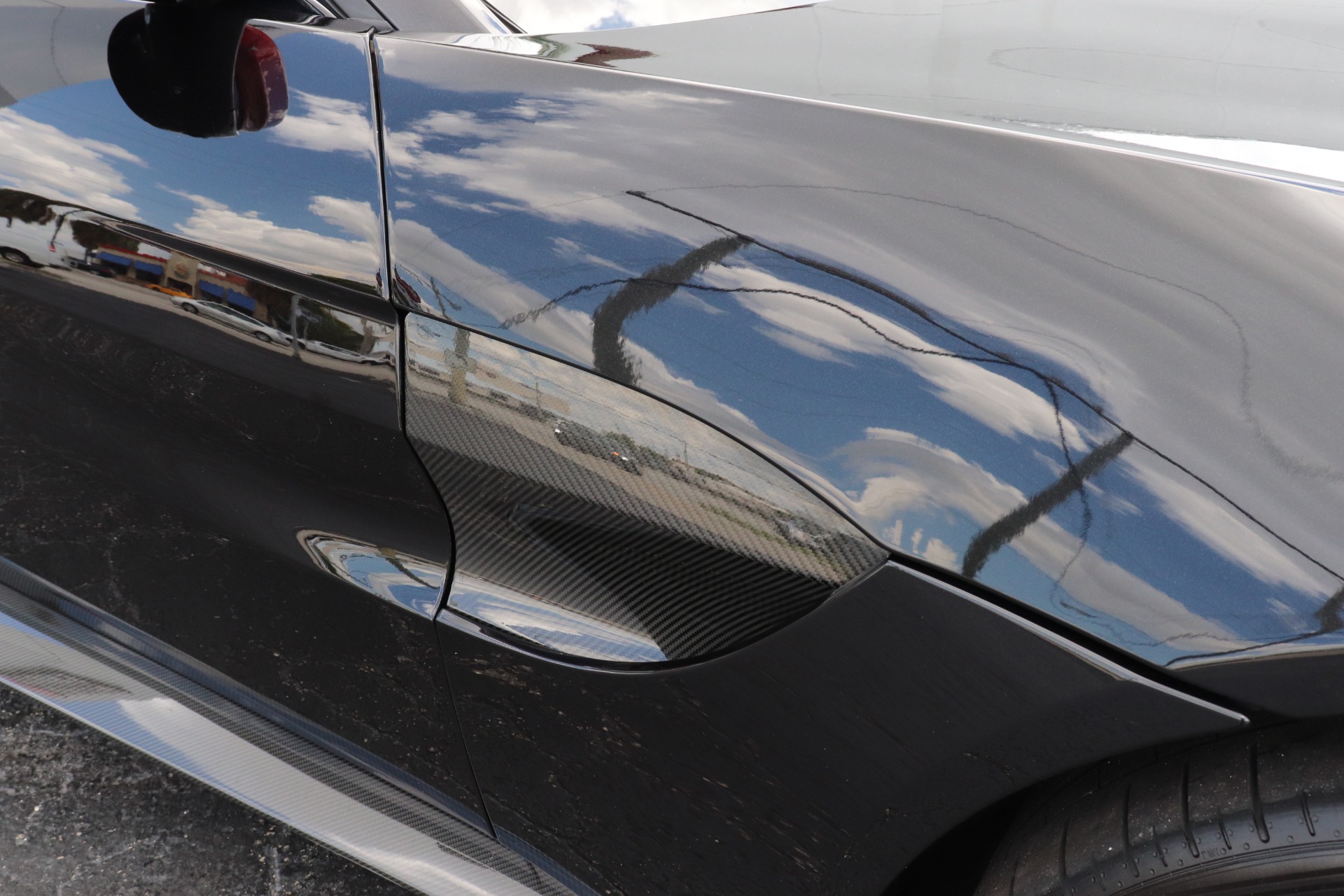 Used-2019-Aston-Martin-Vantage