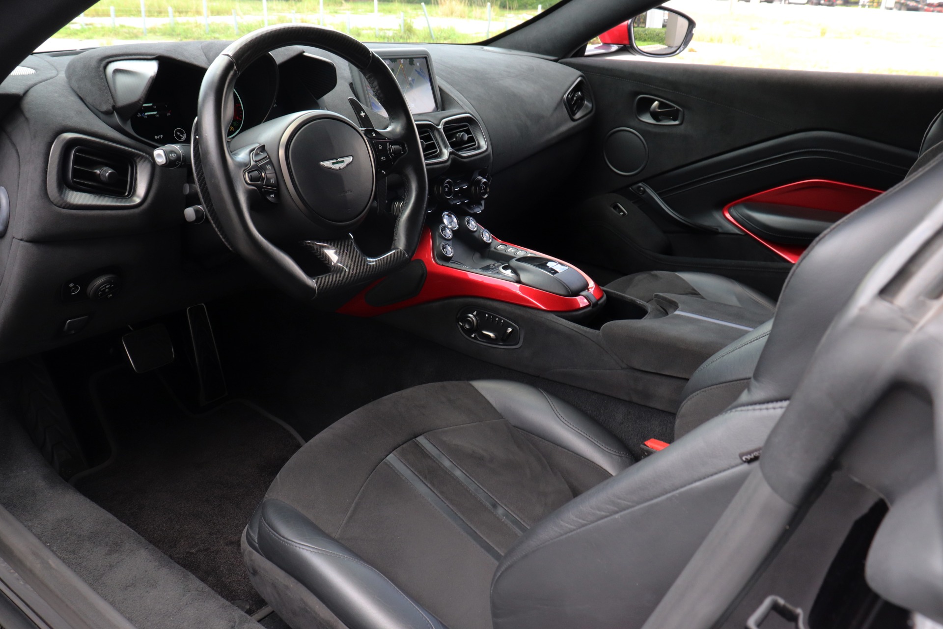Used-2019-Aston-Martin-Vantage