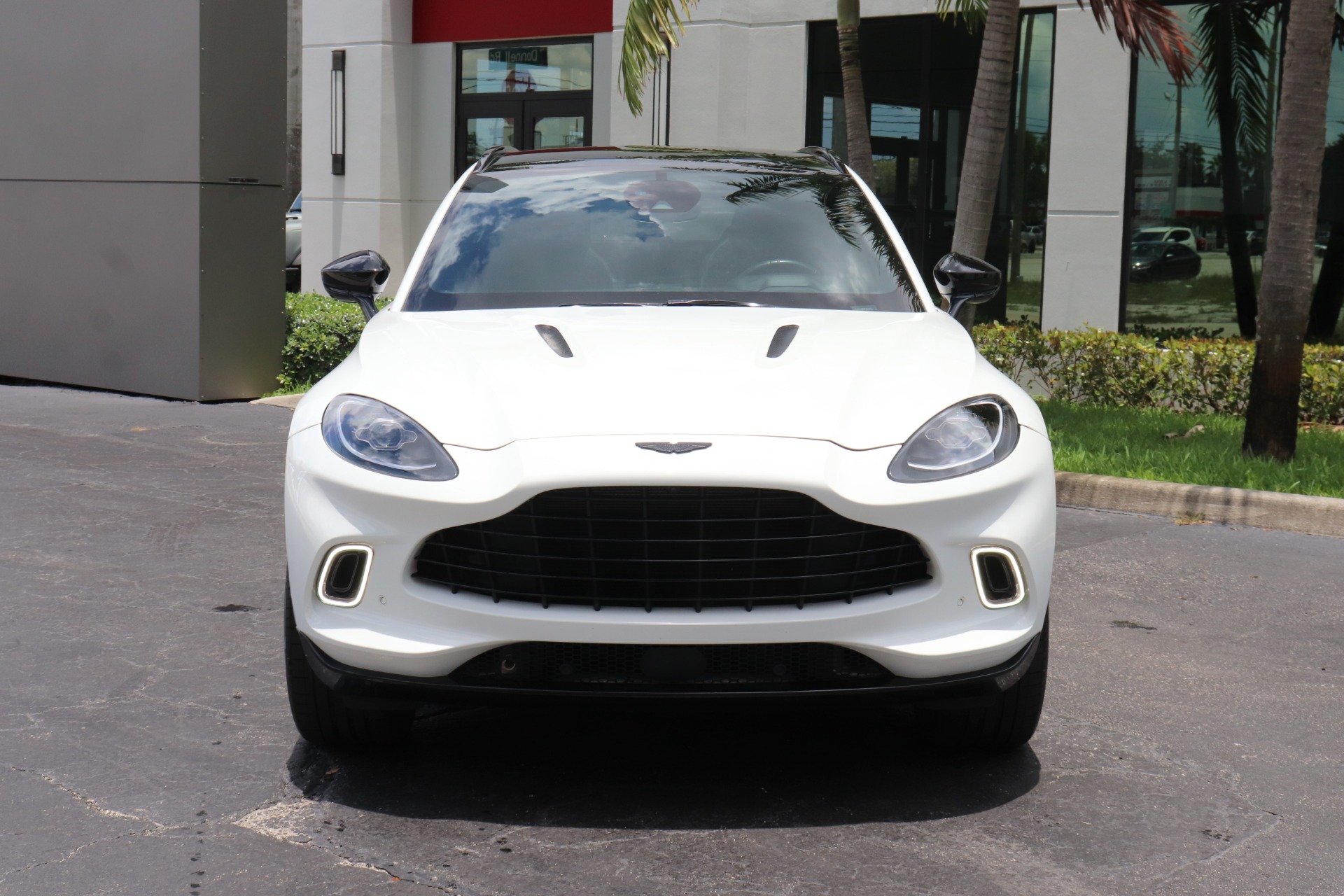 Used-2021-Aston-Martin-DBX