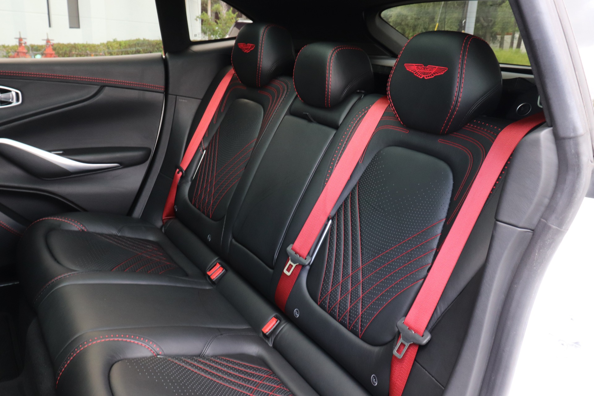 Used-2021-Aston-Martin-DBX