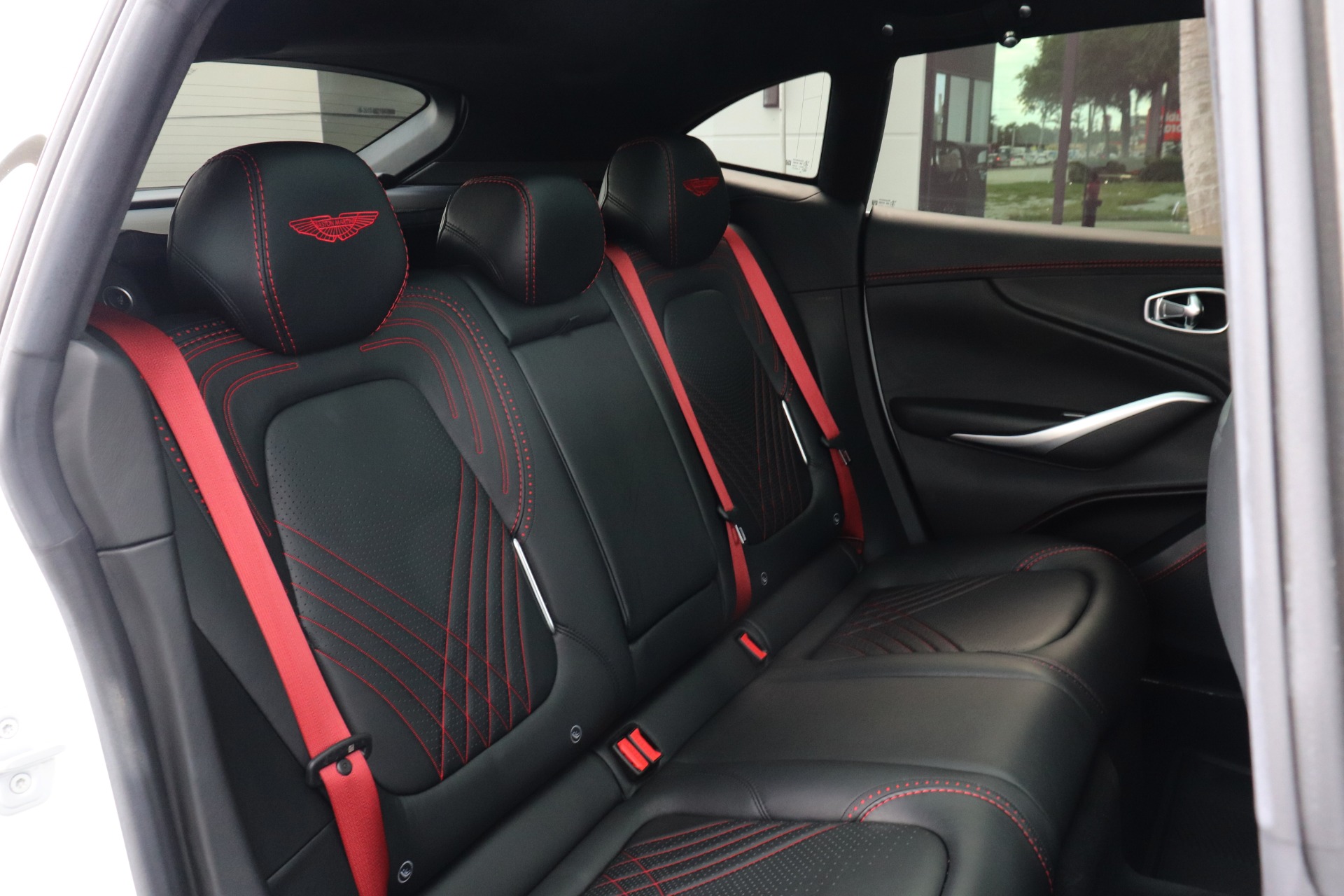 Used-2021-Aston-Martin-DBX