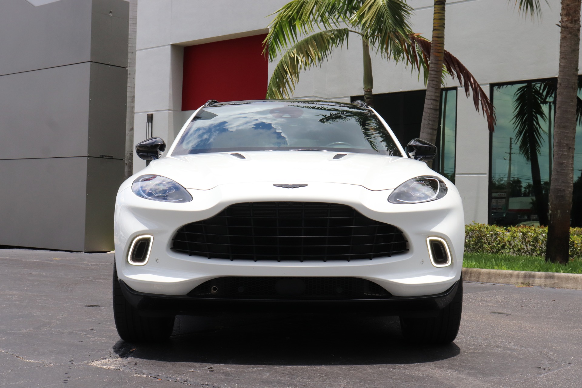 Used-2021-Aston-Martin-DBX
