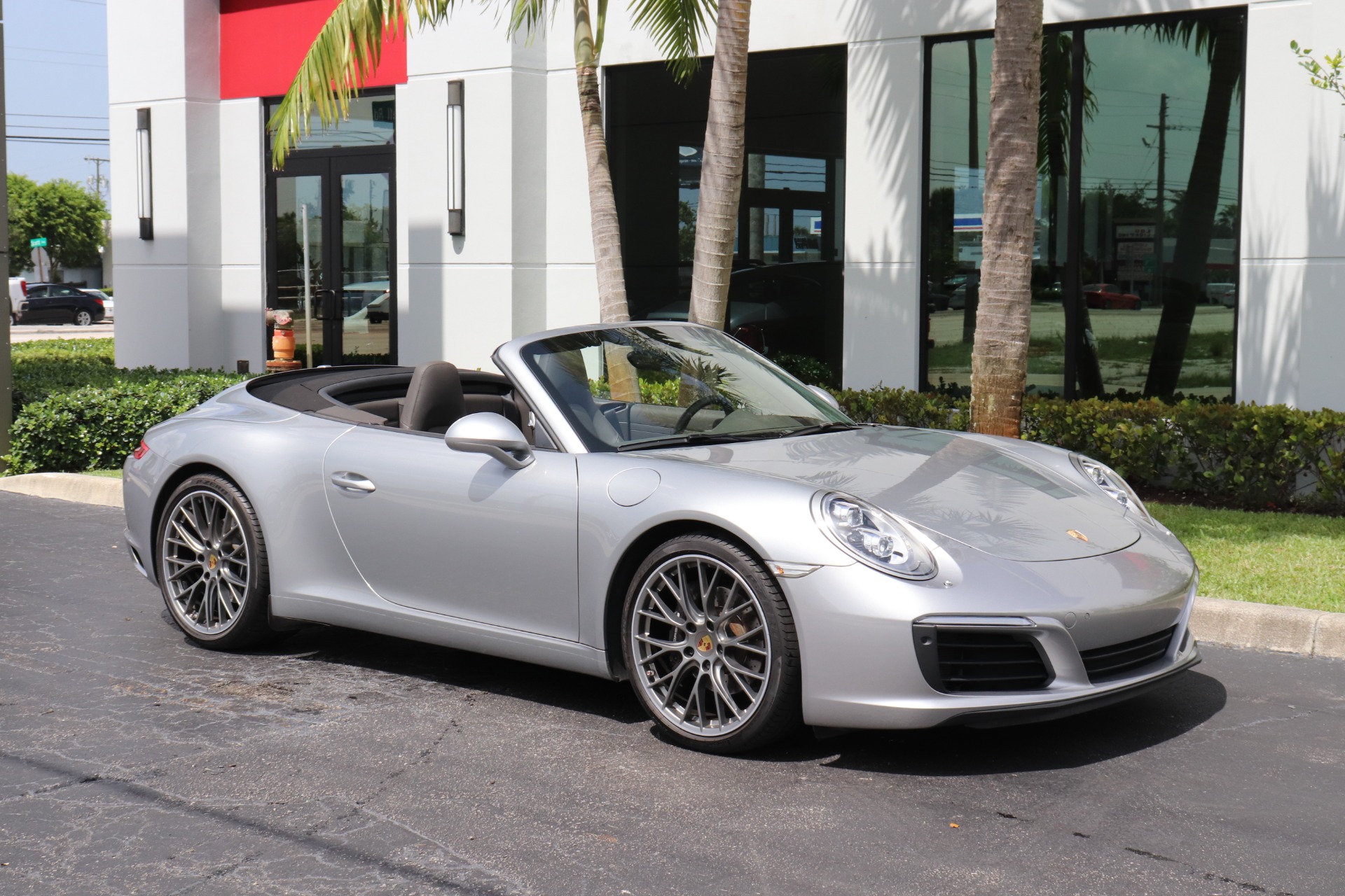 Used-2017-Porsche-911-Carrera