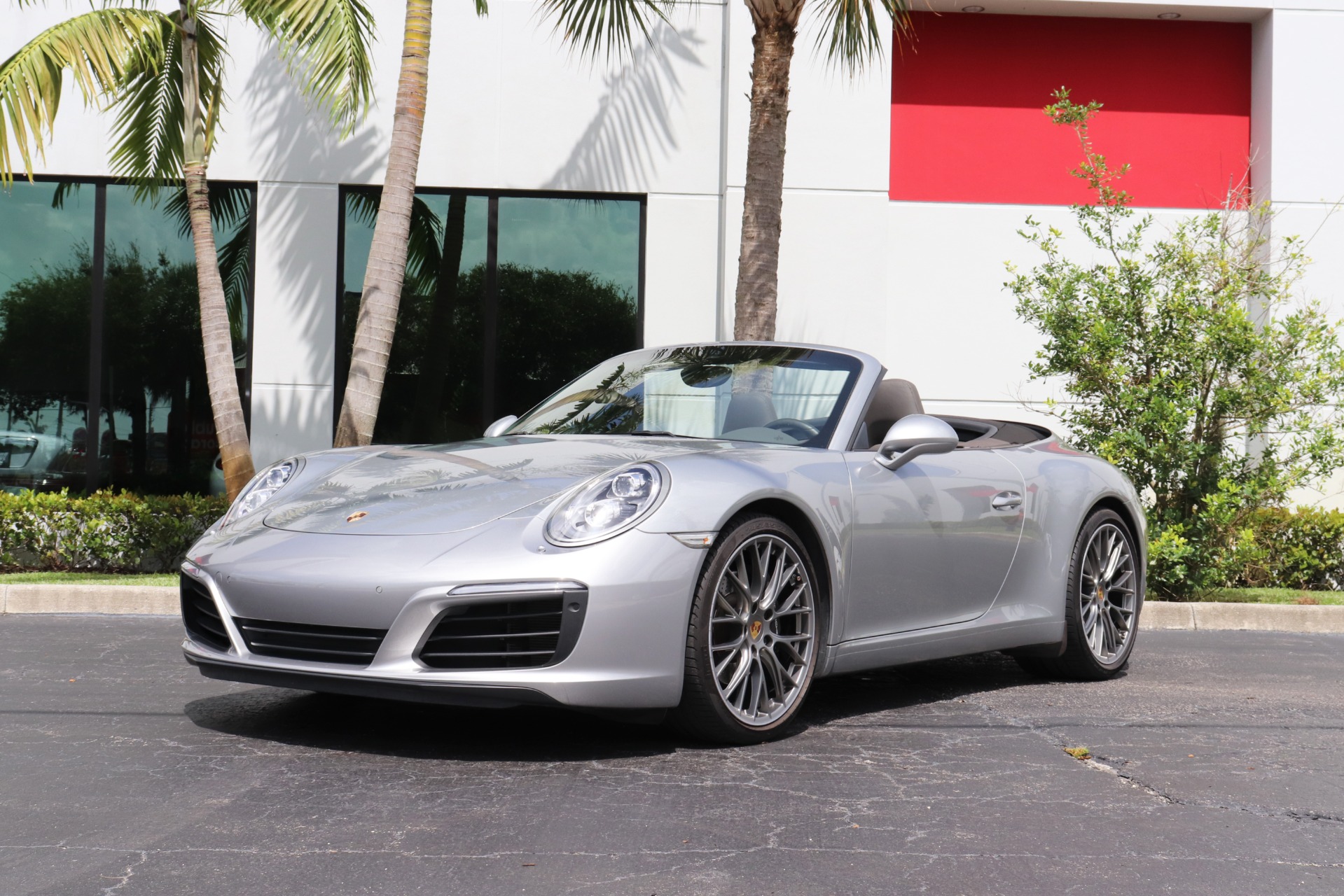 Used-2017-Porsche-911-Carrera