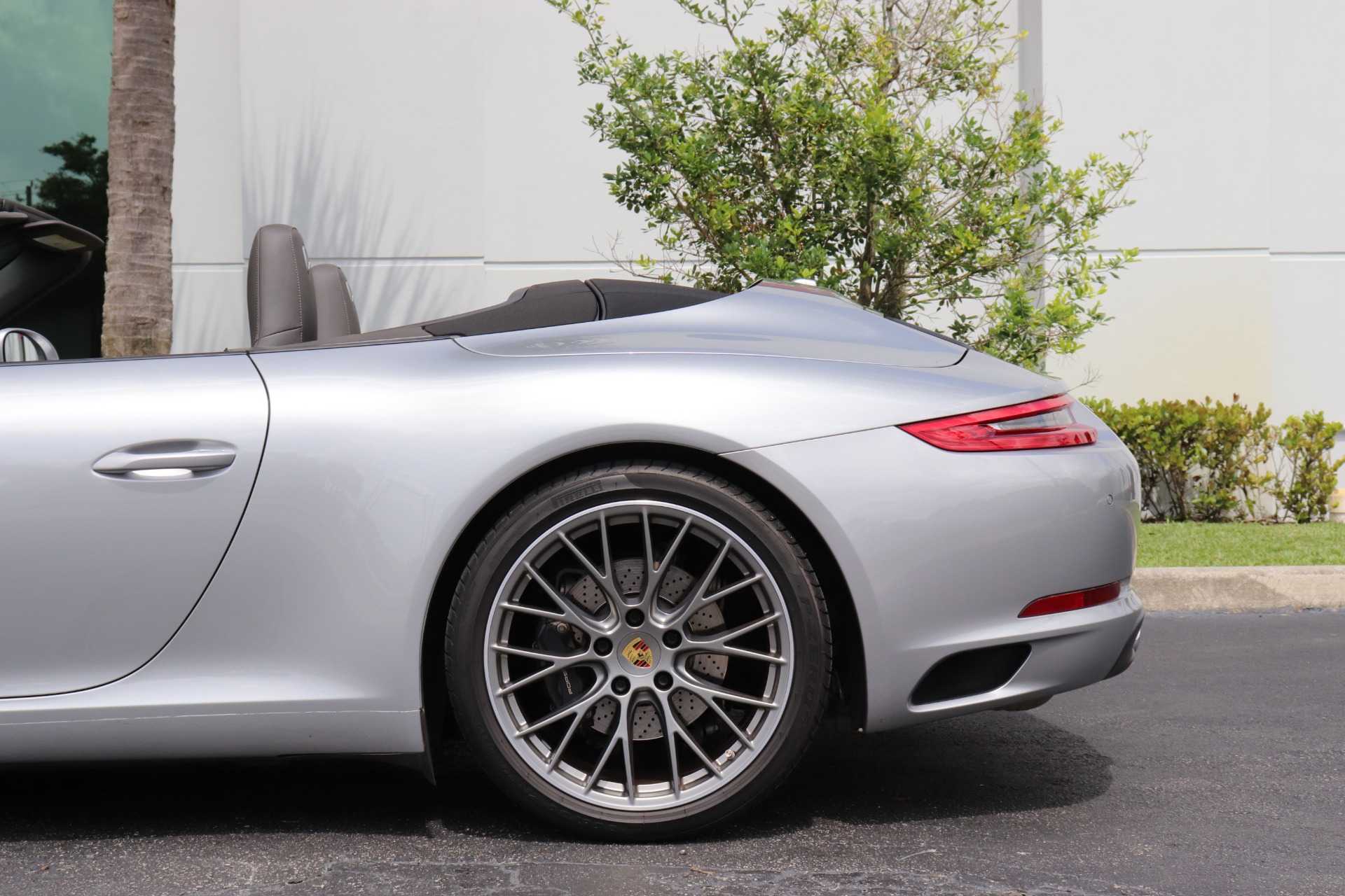 Used-2017-Porsche-911-Carrera
