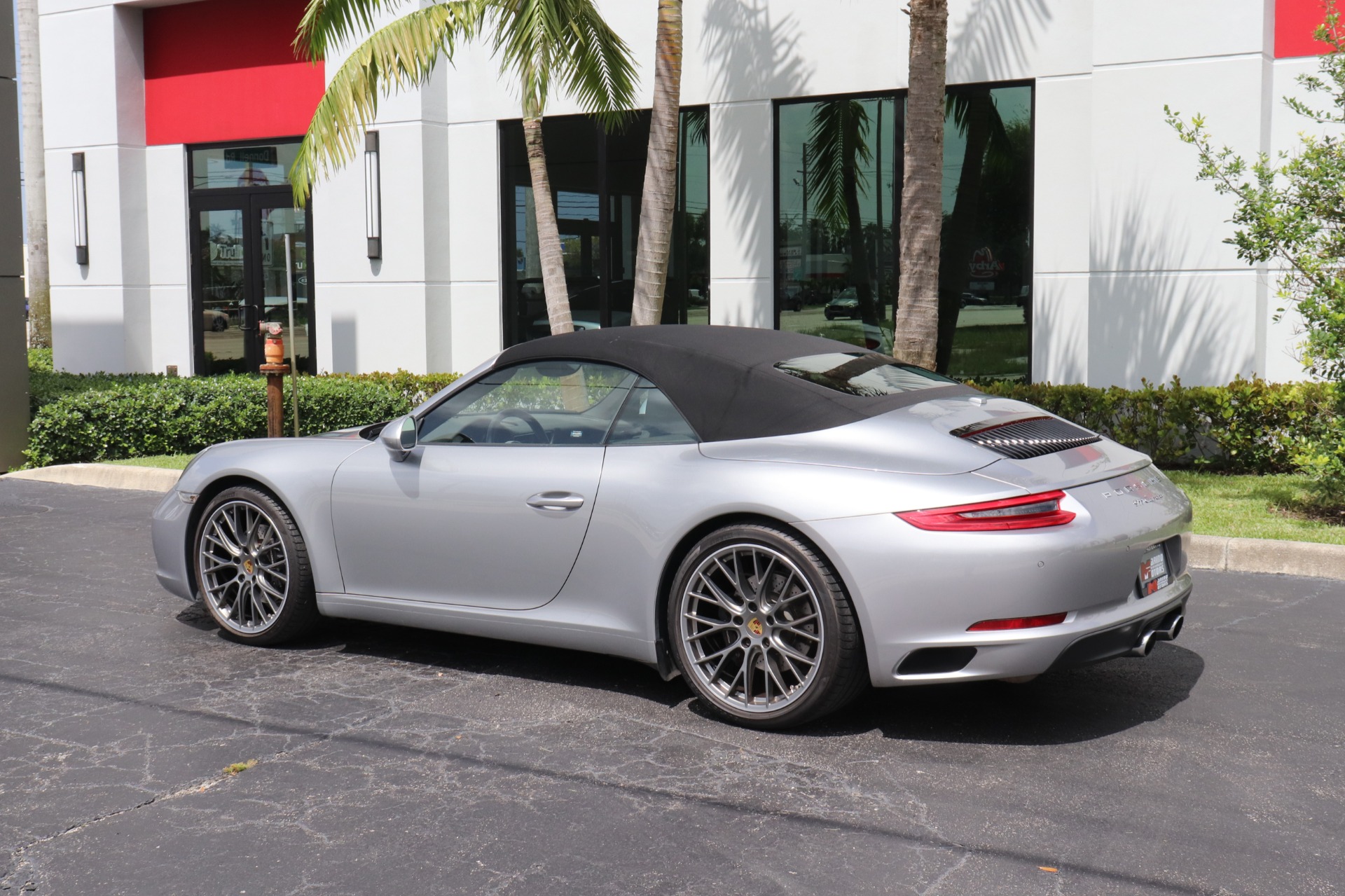 Used-2017-Porsche-911-Carrera