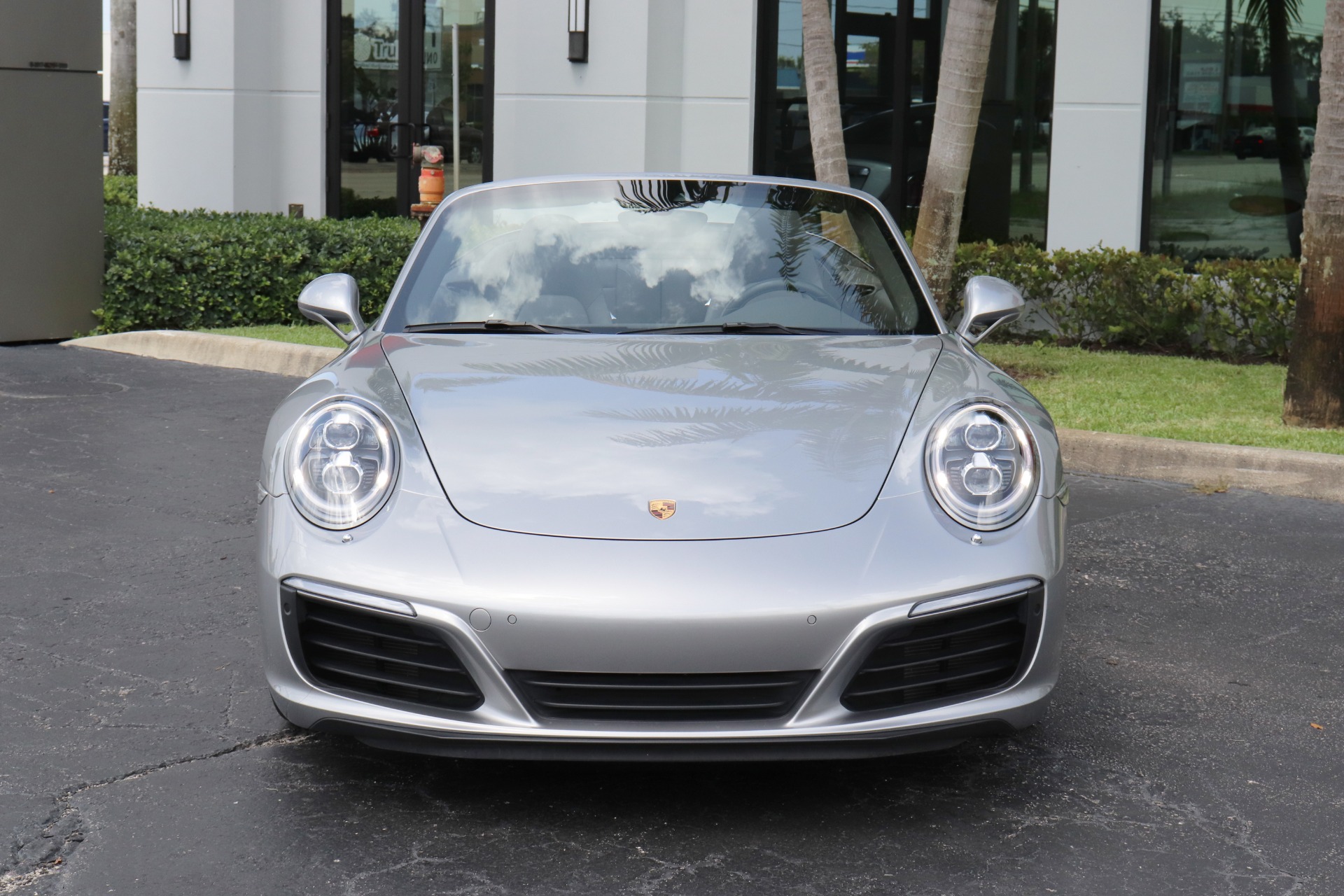 Used-2017-Porsche-911-Carrera