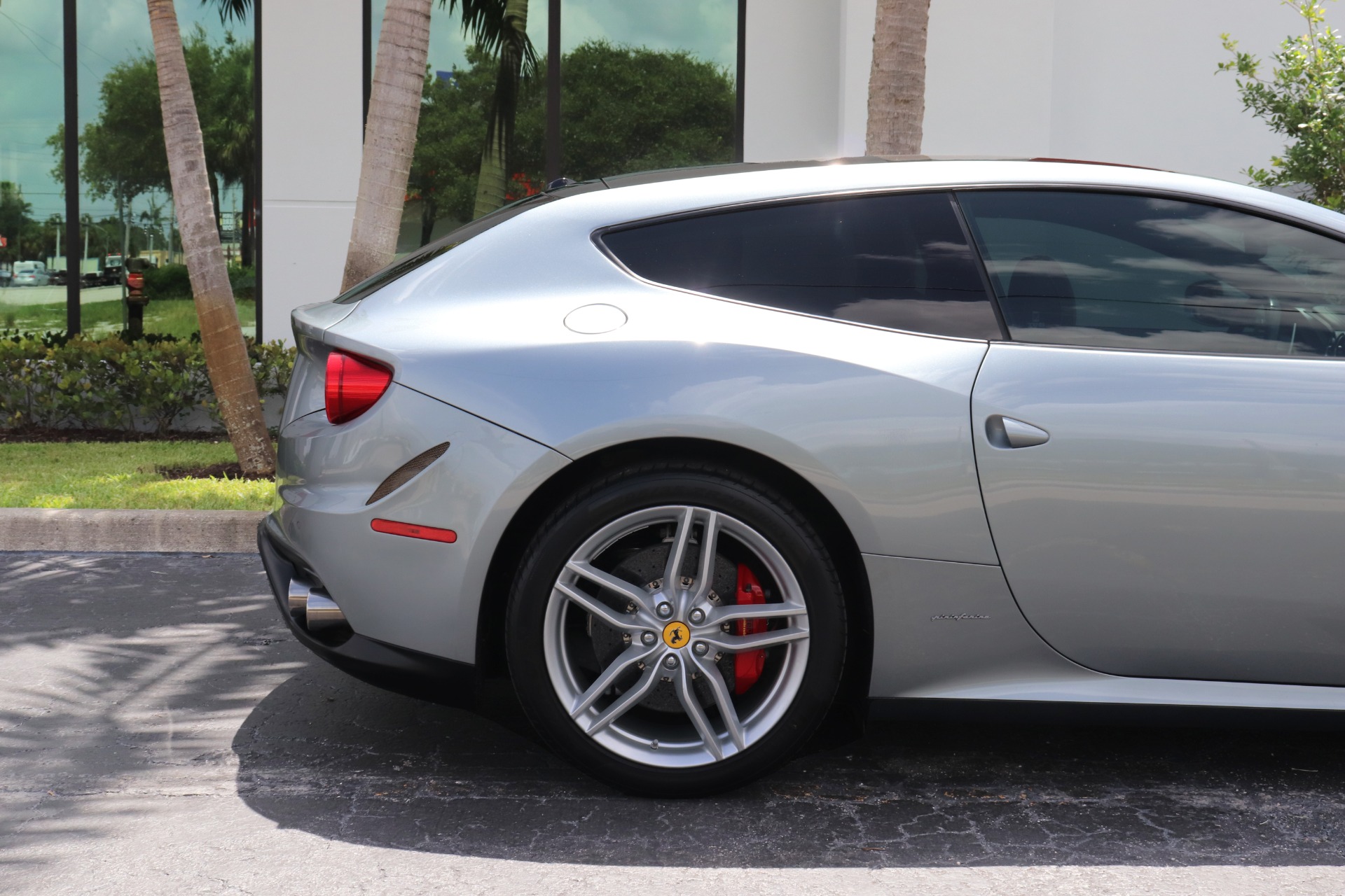 Used-2013-Ferrari-FF
