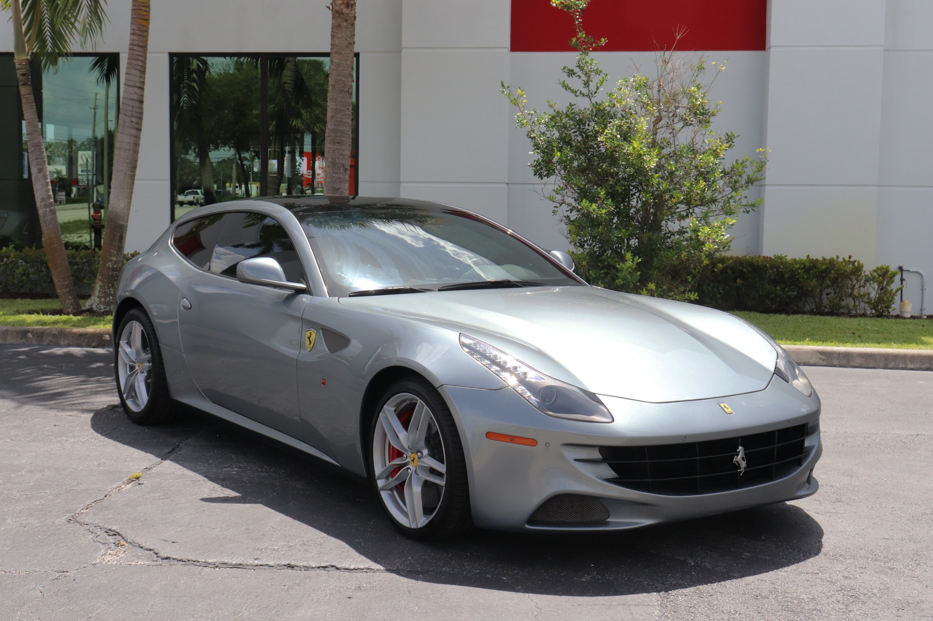 Used-2013-Ferrari-FF