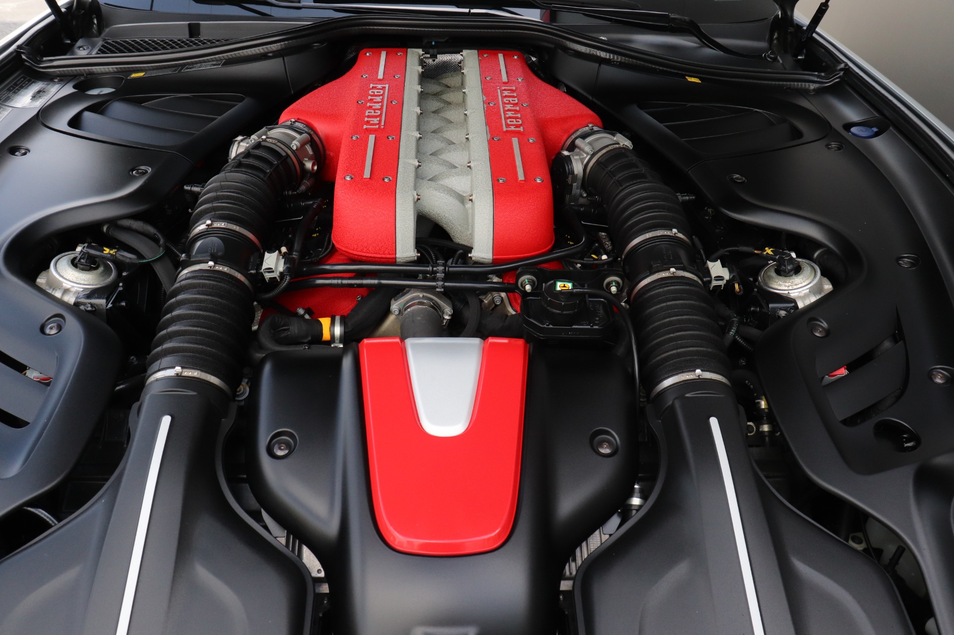 Used-2013-Ferrari-FF