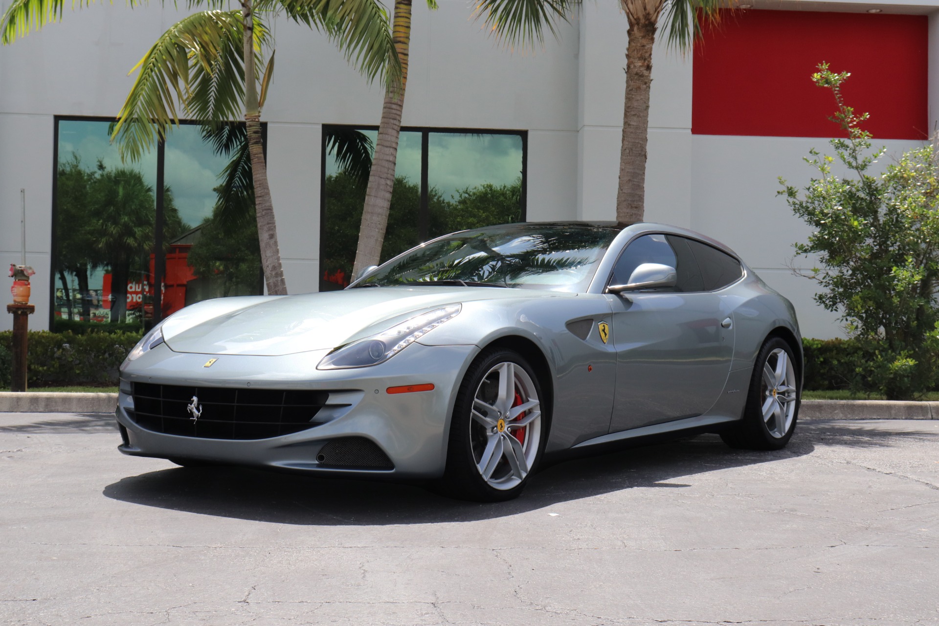 Used-2013-Ferrari-FF