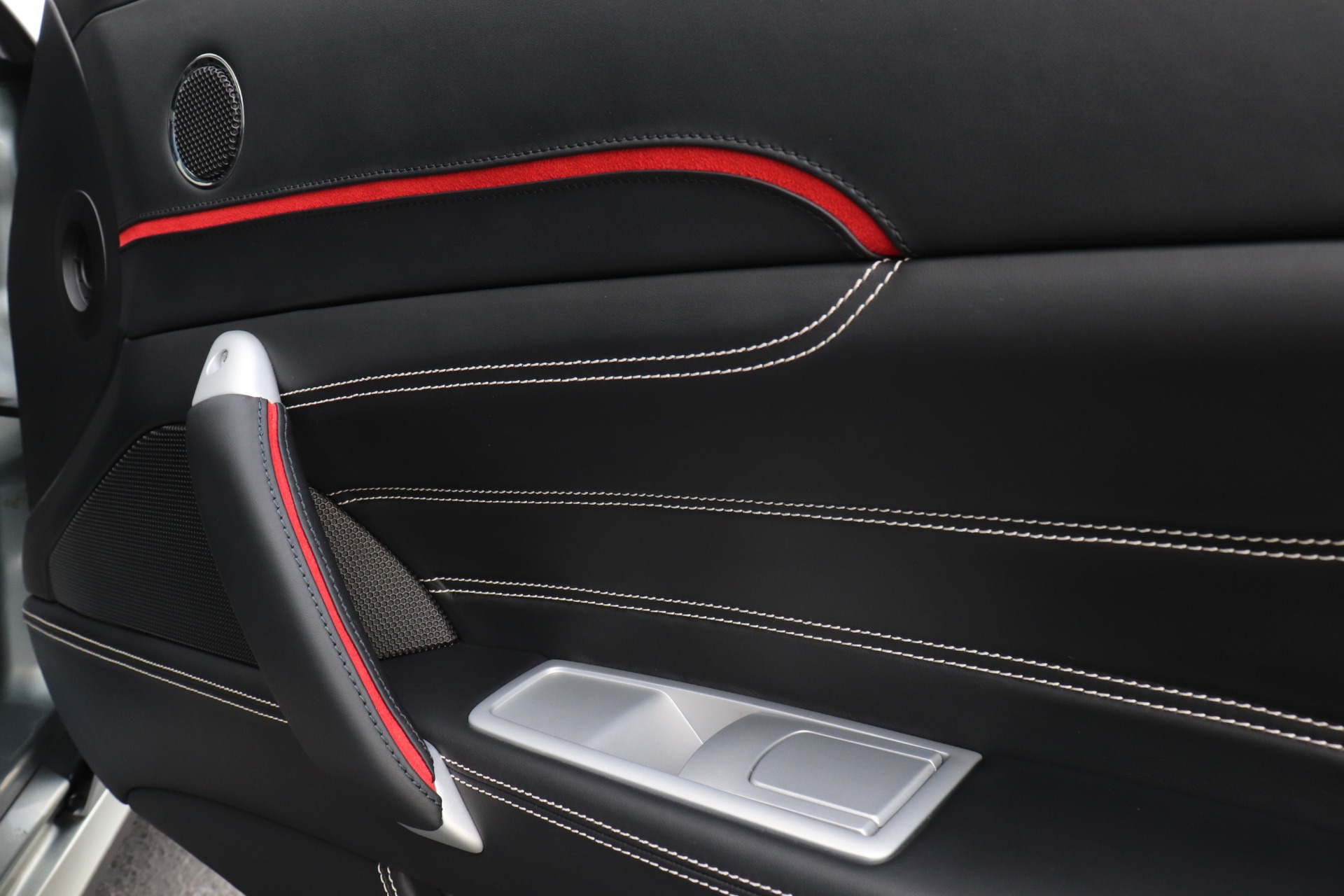 Used-2013-Ferrari-FF