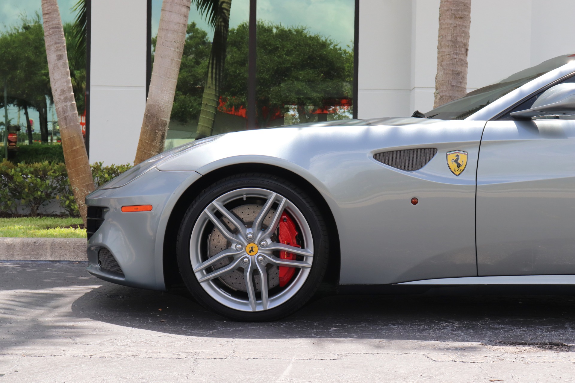 Used-2013-Ferrari-FF
