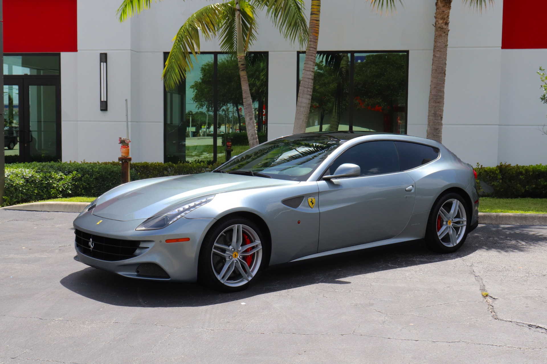 Used-2013-Ferrari-FF