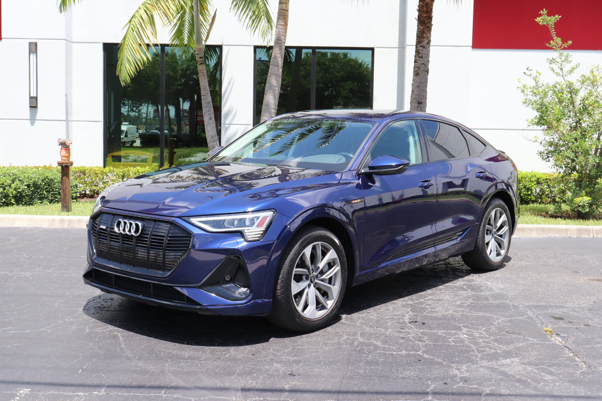 Used-2021-Audi-e-tron-Sportback-quattro-Premium