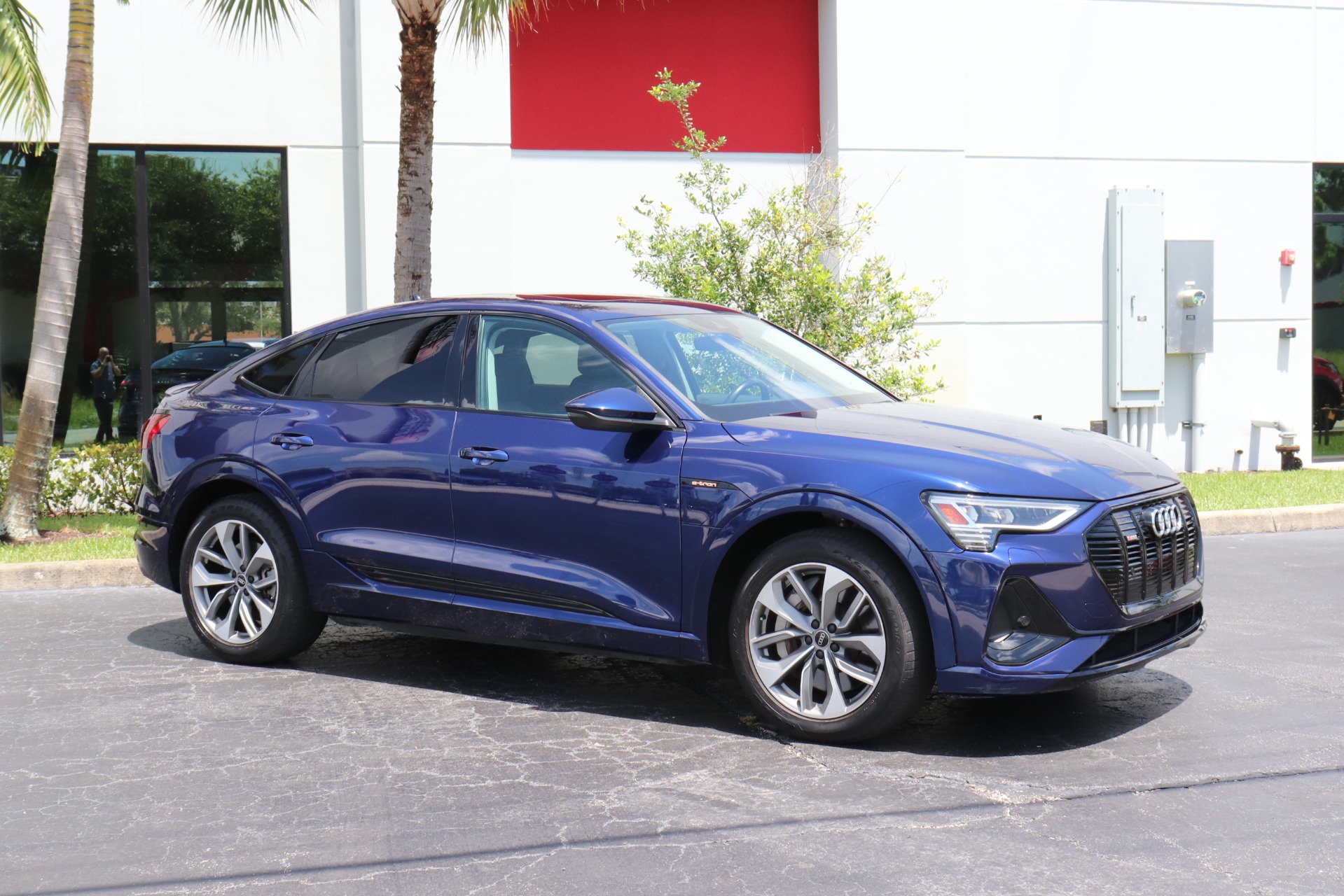 Used-2021-Audi-e-tron-Sportback-quattro-Premium