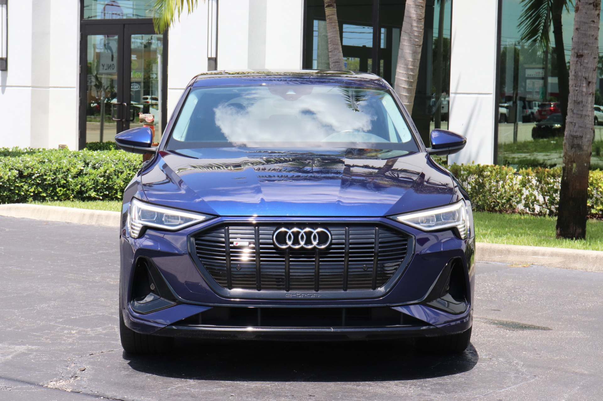 Used-2021-Audi-e-tron-Sportback-quattro-Premium