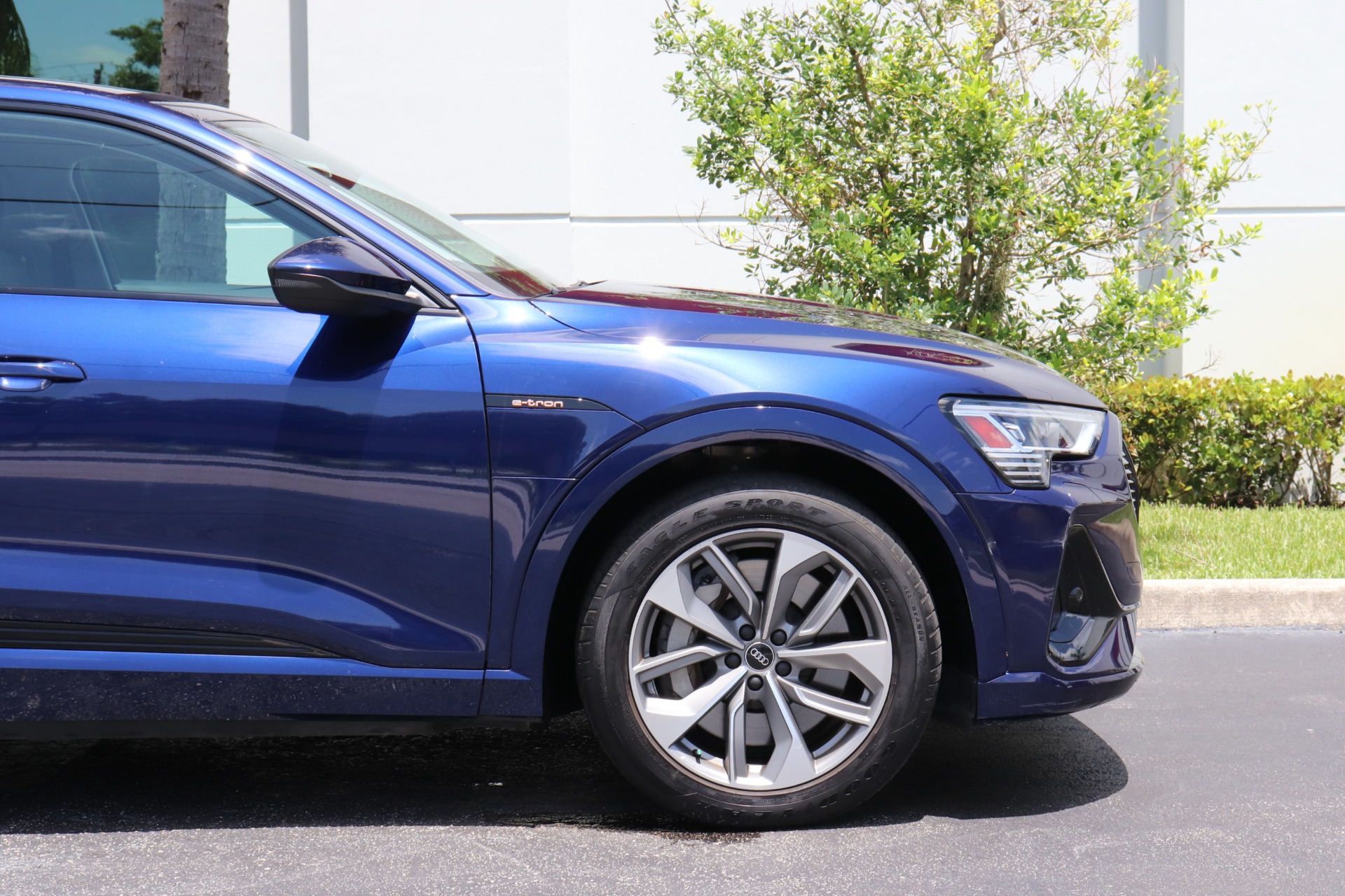 Used-2021-Audi-e-tron-Sportback-quattro-Premium