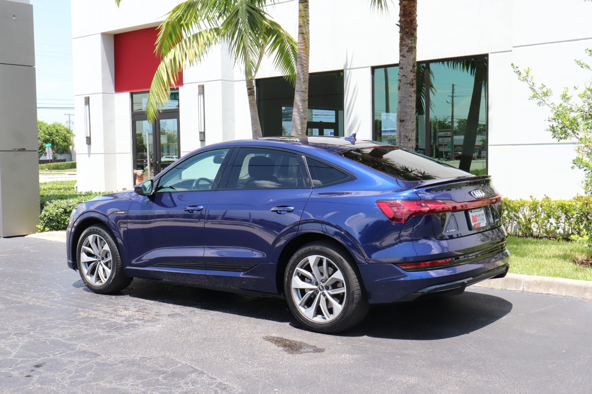 Used-2021-Audi-e-tron-Sportback-quattro-Premium
